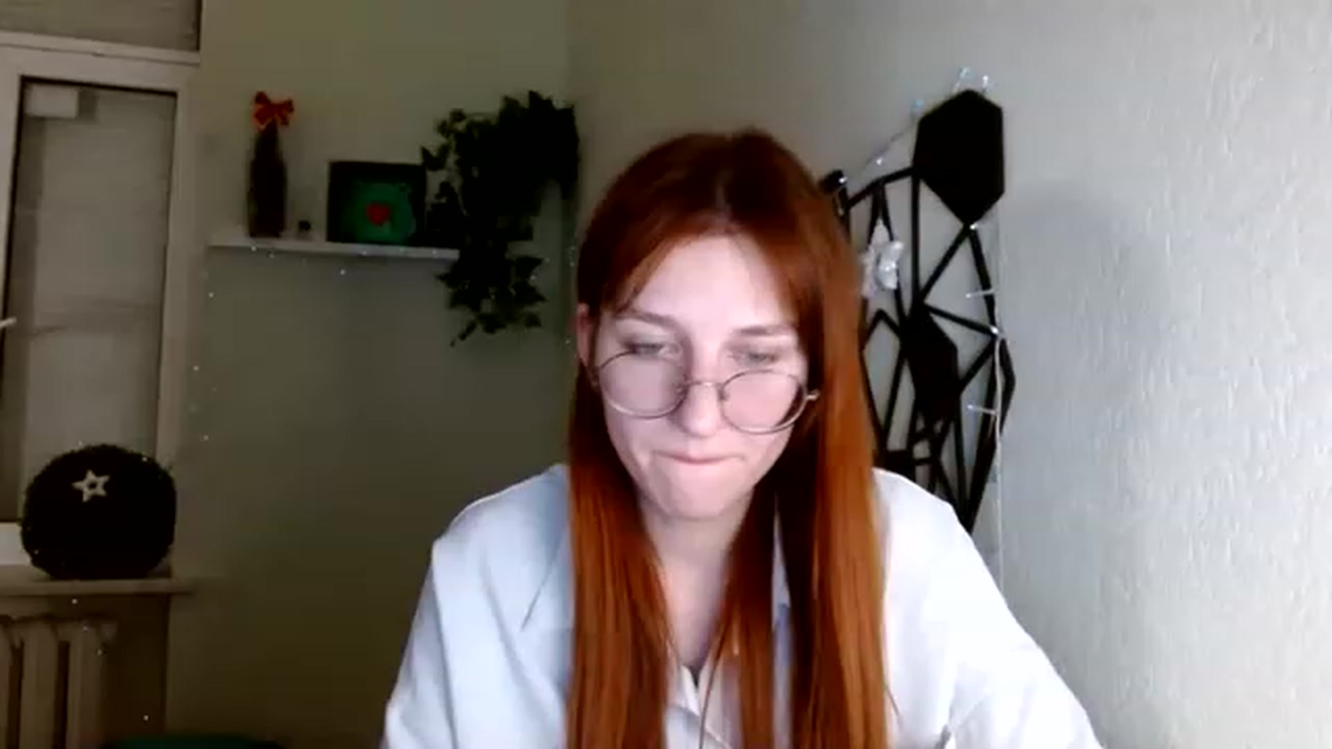 Gallery image thumbnail from Red_Hot_Fox's myfreecams stream on, 12/02/2022, 15:25 image 6 of 20