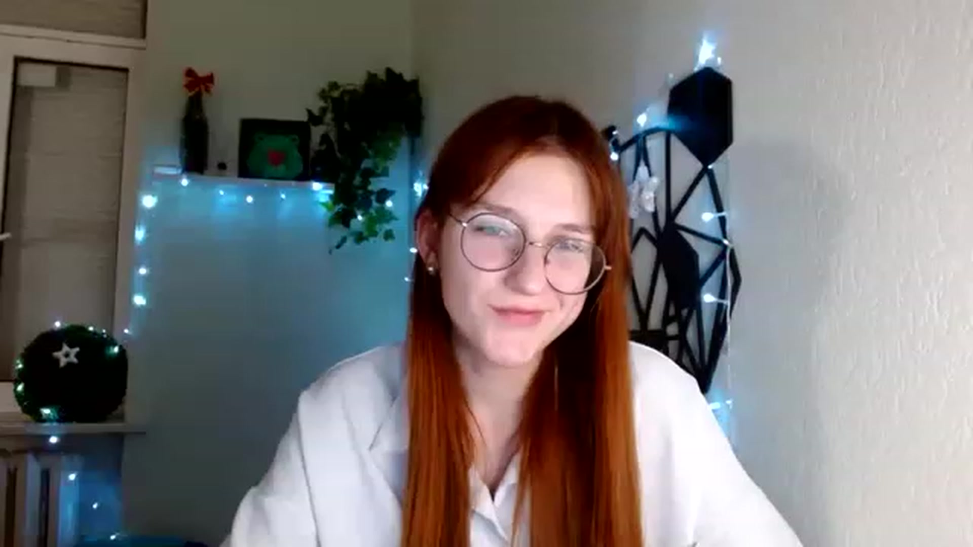 Gallery image thumbnail from Red_Hot_Fox's myfreecams stream on, 12/02/2022, 15:25 image 17 of 20