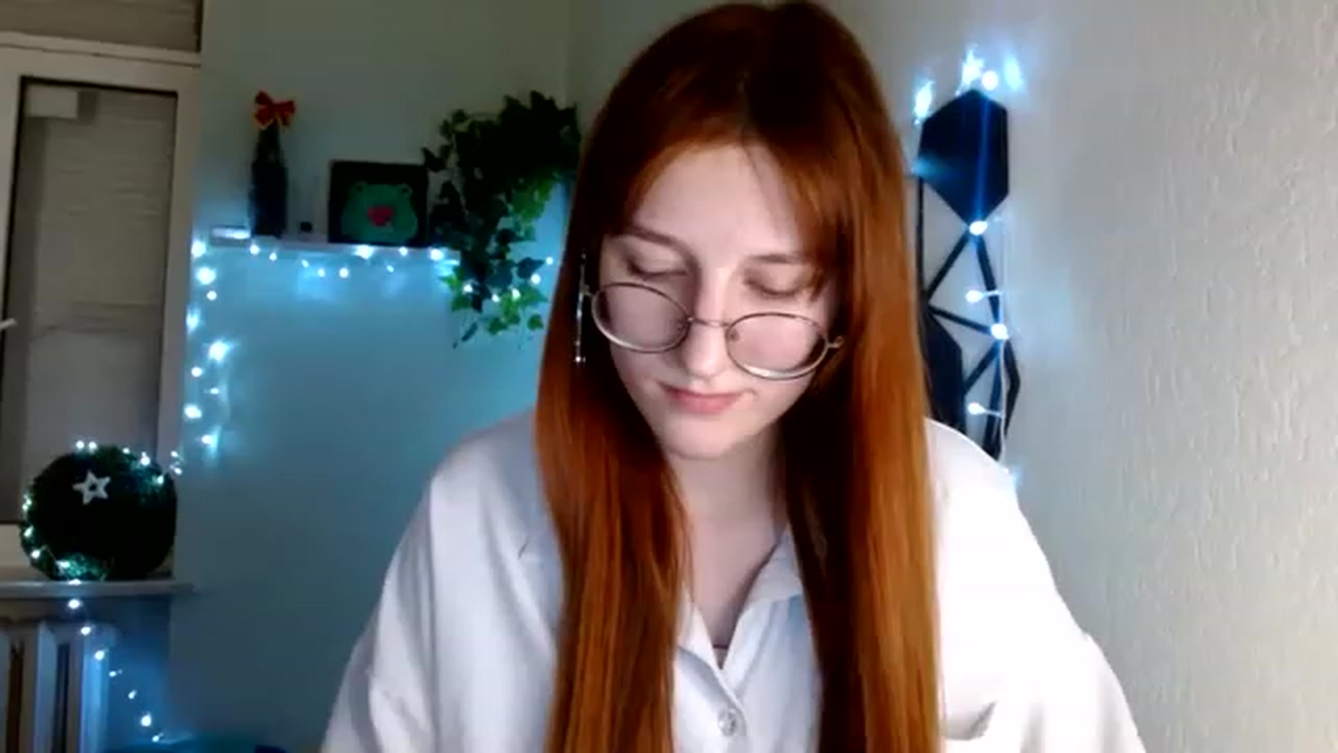 Gallery image thumbnail from Red_Hot_Fox's myfreecams stream on, 12/02/2022, 15:25 image 3 of 20