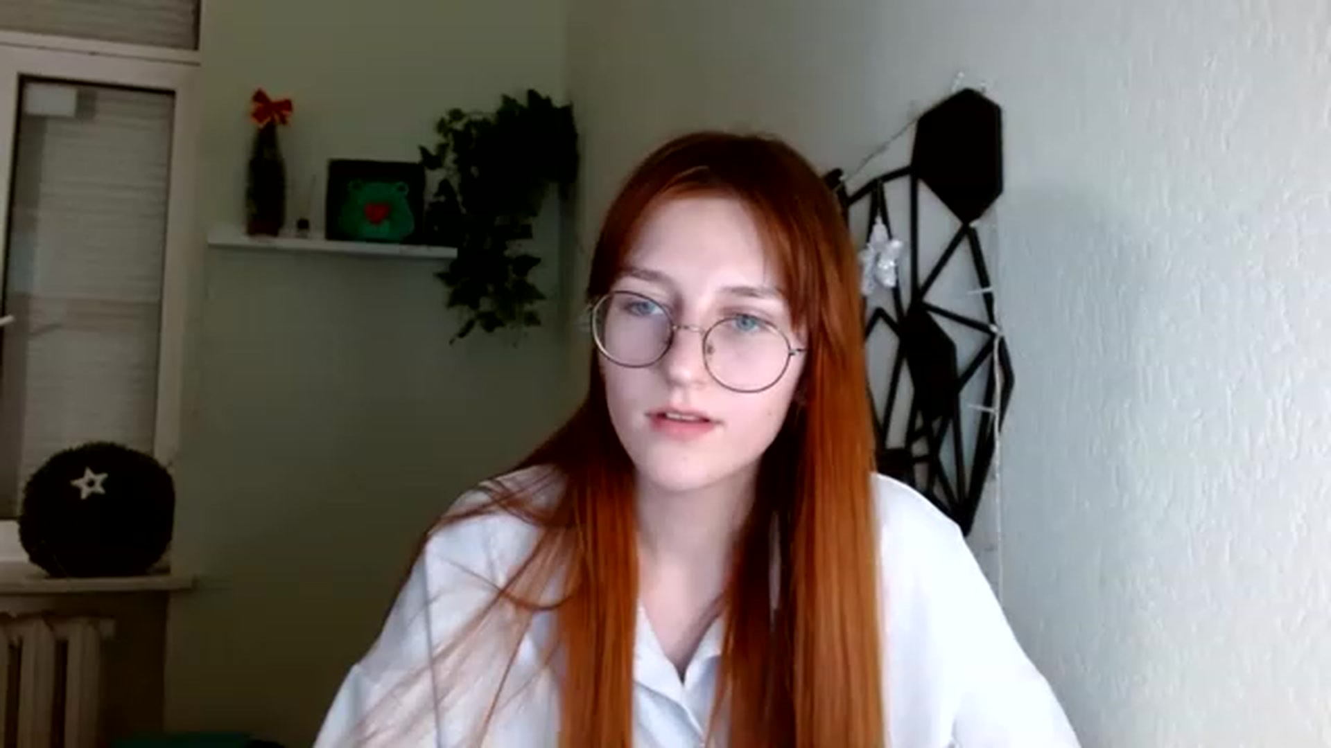 Gallery image thumbnail from Red_Hot_Fox's myfreecams stream on, 12/02/2022, 15:25 image 20 of 20