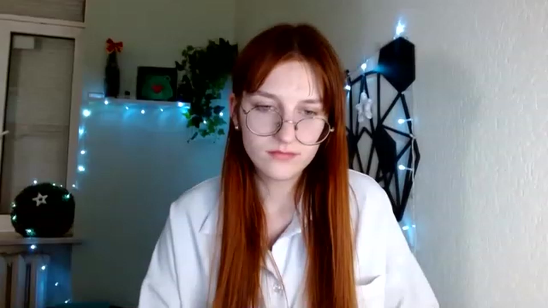 Gallery image thumbnail from Red_Hot_Fox's myfreecams stream on, 12/02/2022, 16:47 image 2 of 20