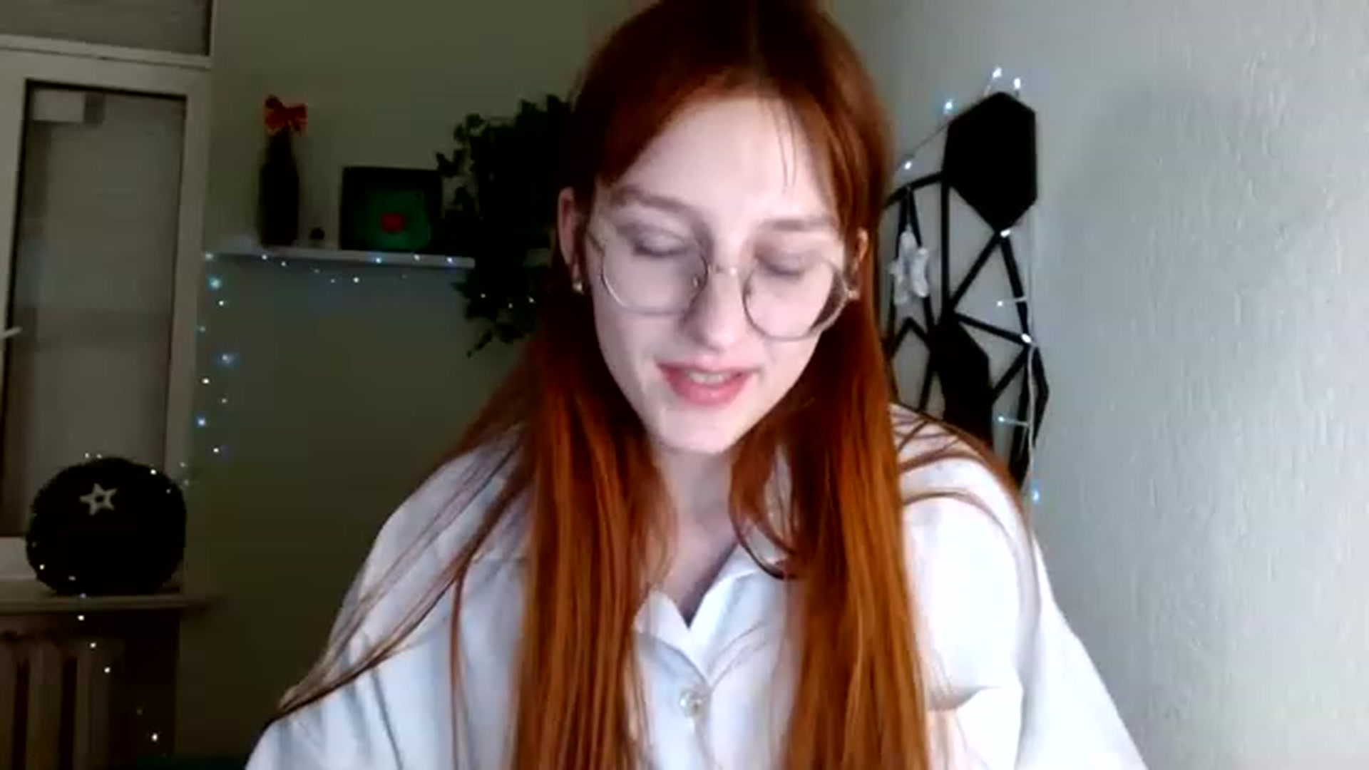 Gallery image thumbnail from Red_Hot_Fox's myfreecams stream on, 12/02/2022, 16:47 image 16 of 20
