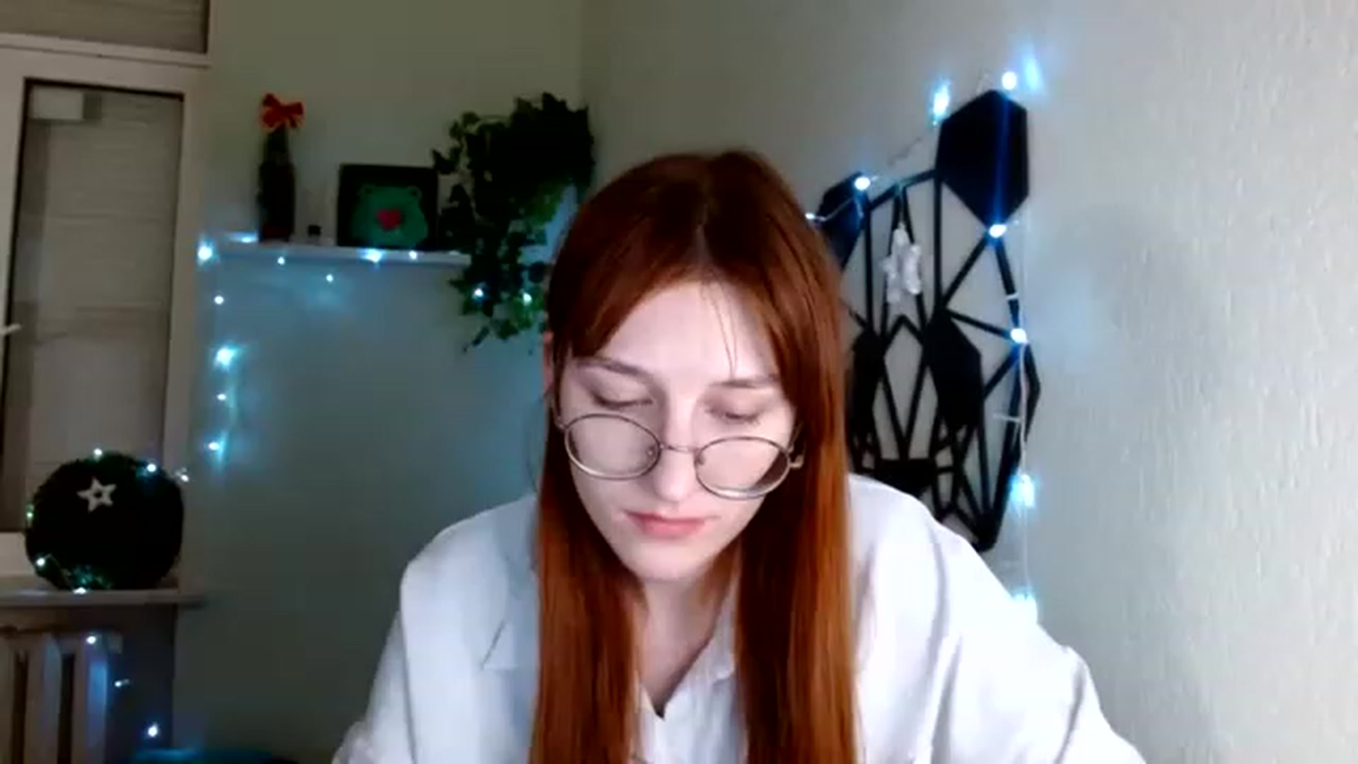 Gallery image thumbnail from Red_Hot_Fox's myfreecams stream on, 12/02/2022, 16:47 image 11 of 20