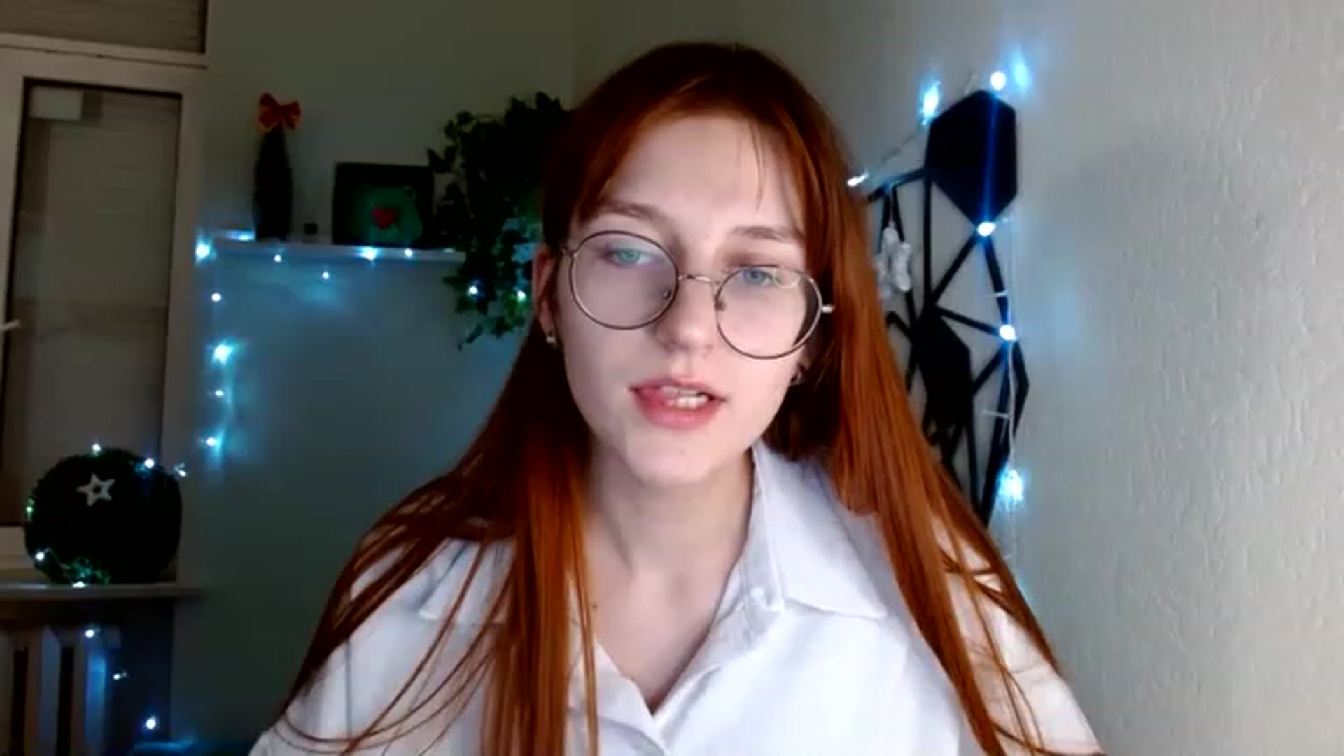 Gallery image thumbnail from Red_Hot_Fox's myfreecams stream on, 12/02/2022, 16:47 image 18 of 20