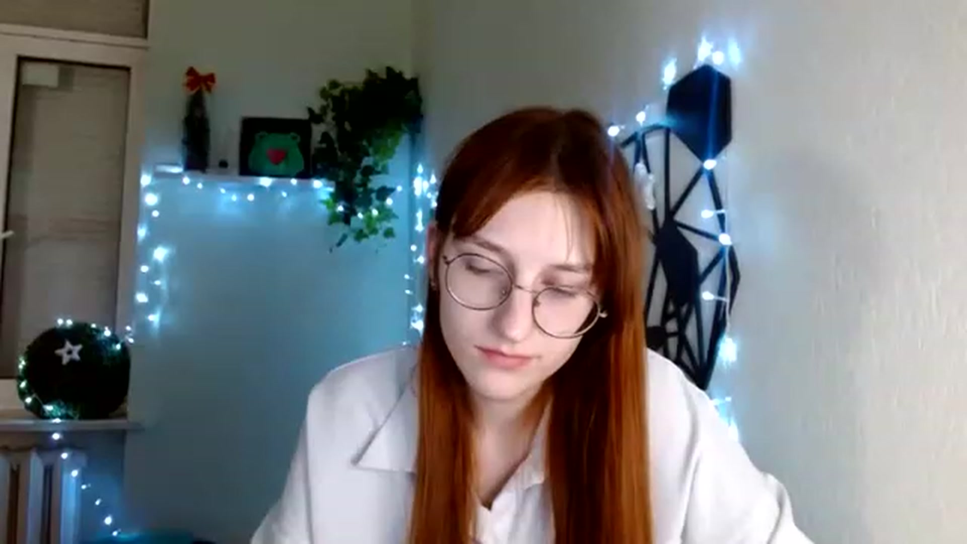 Gallery image thumbnail from Red_Hot_Fox's myfreecams stream on, 12/02/2022, 16:47 image 12 of 20