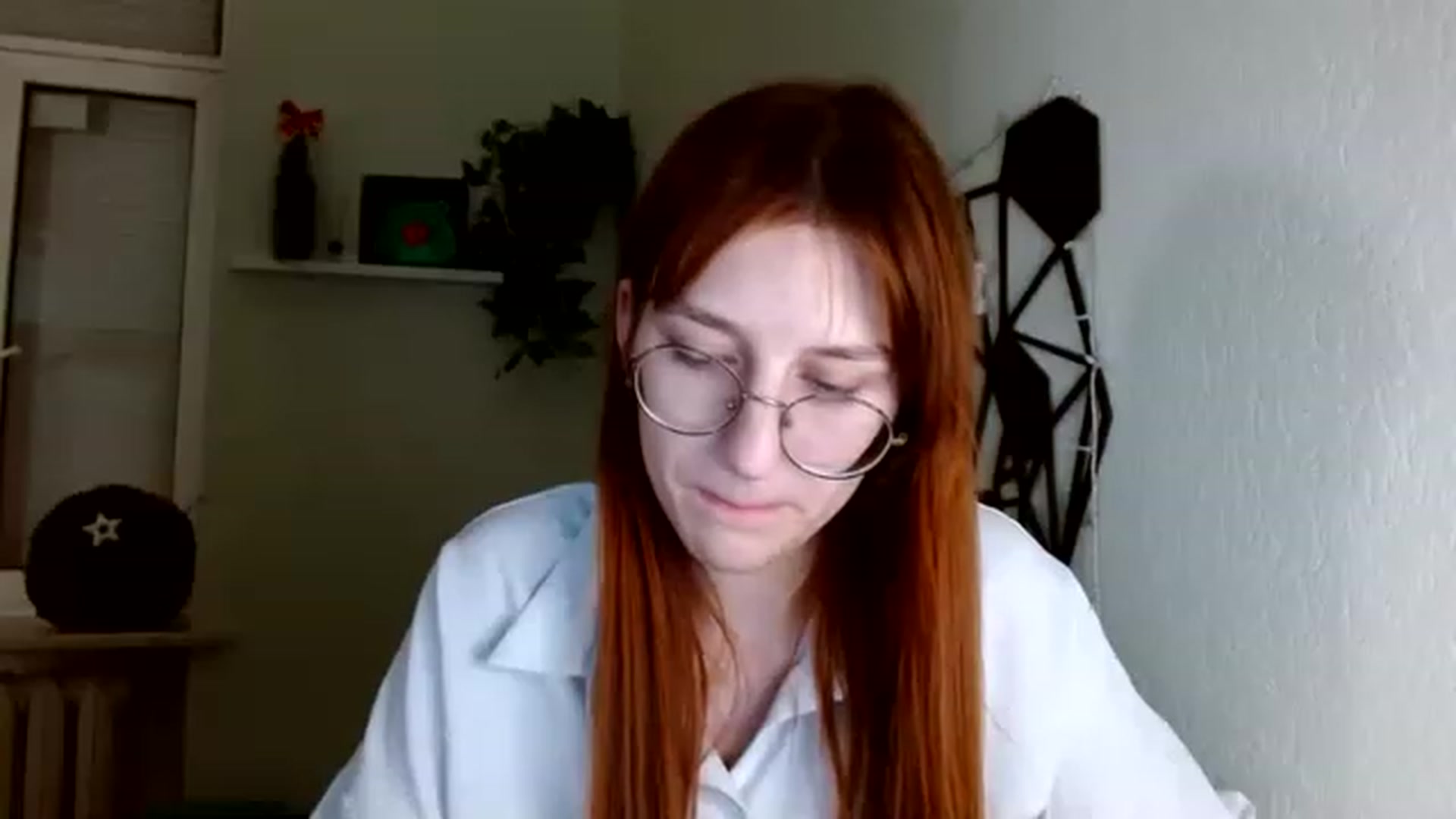 Gallery image thumbnail from Red_Hot_Fox's myfreecams stream on, 12/02/2022, 17:15 image 9 of 20