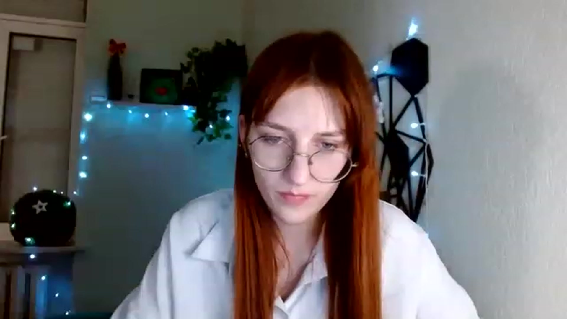 Gallery image thumbnail from Red_Hot_Fox's myfreecams stream on, 12/02/2022, 17:15 image 8 of 20