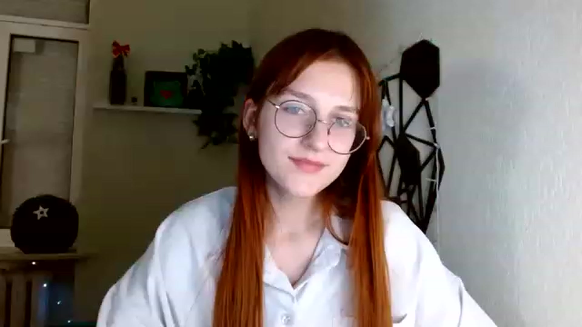Gallery image thumbnail from Red_Hot_Fox's myfreecams stream on, 12/02/2022, 17:50 image 4 of 20