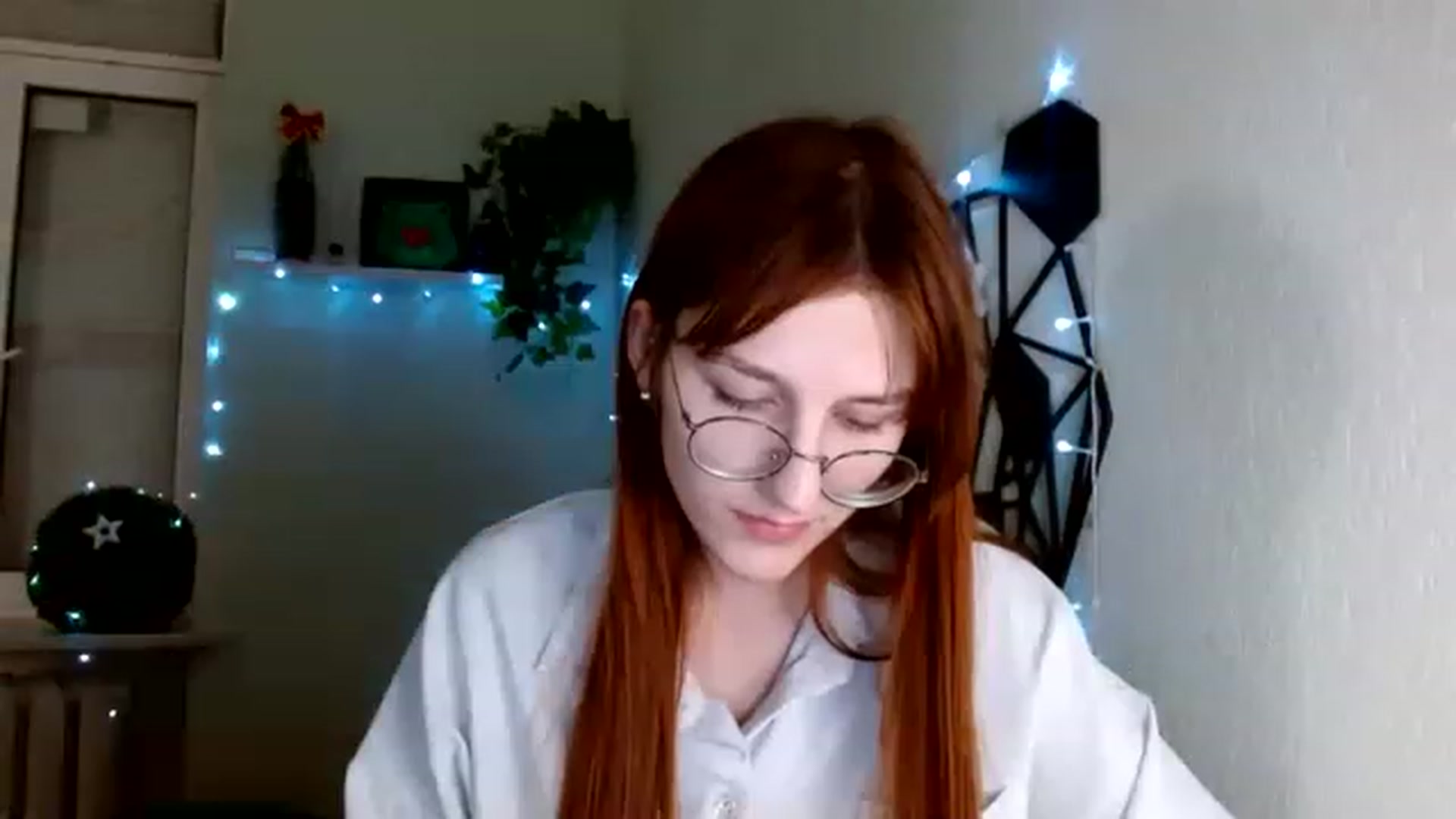 Gallery image thumbnail from Red_Hot_Fox's myfreecams stream on, 12/02/2022, 17:50 image 7 of 20