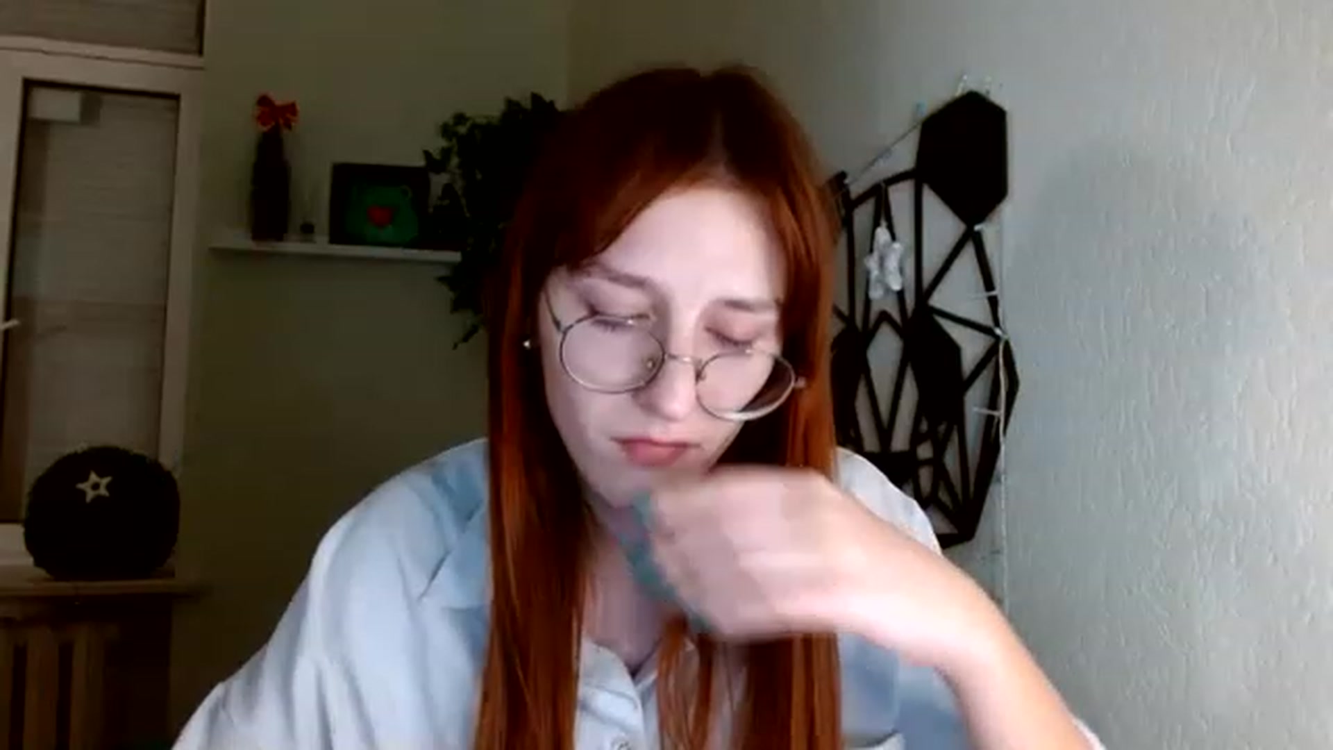 Gallery image thumbnail from Red_Hot_Fox's myfreecams stream on, 12/02/2022, 17:50 image 19 of 20