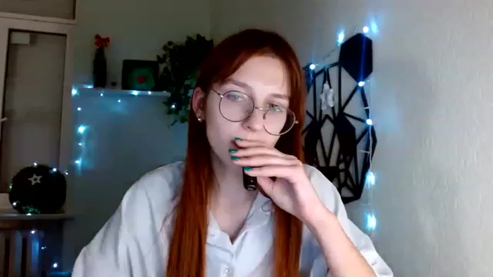 Gallery image thumbnail from Red_Hot_Fox's myfreecams stream on, 12/02/2022, 17:50 image 1 of 20