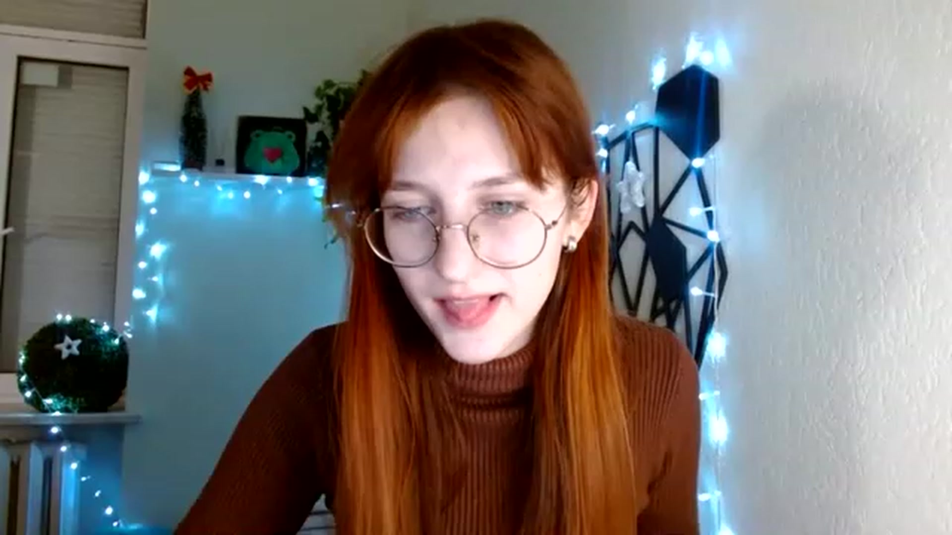 Gallery image thumbnail from Red_Hot_Fox's myfreecams stream on, 12/03/2022, 09:11 image 15 of 20