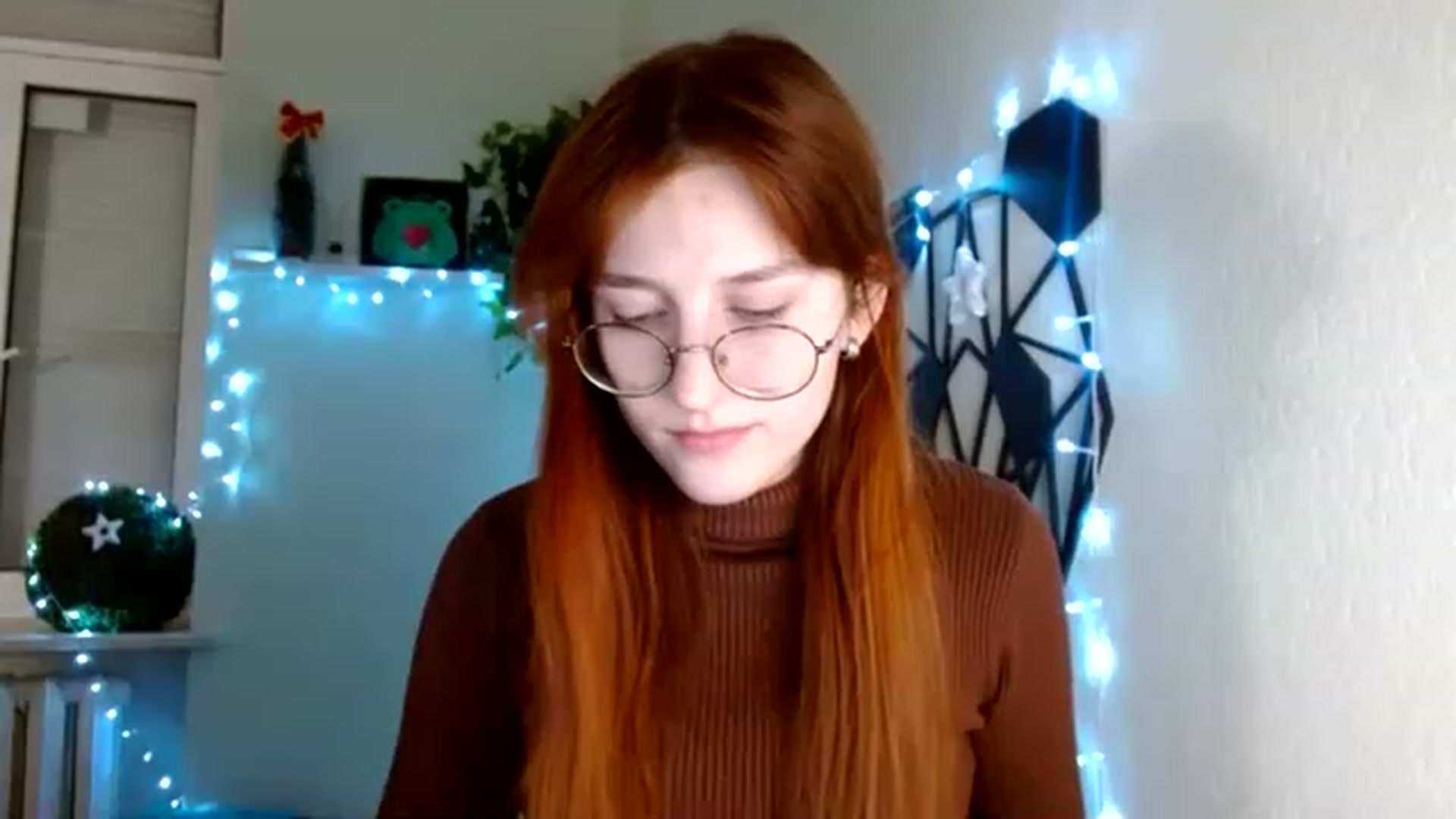 Gallery image thumbnail from Red_Hot_Fox's myfreecams stream on, 12/03/2022, 09:11 image 5 of 20