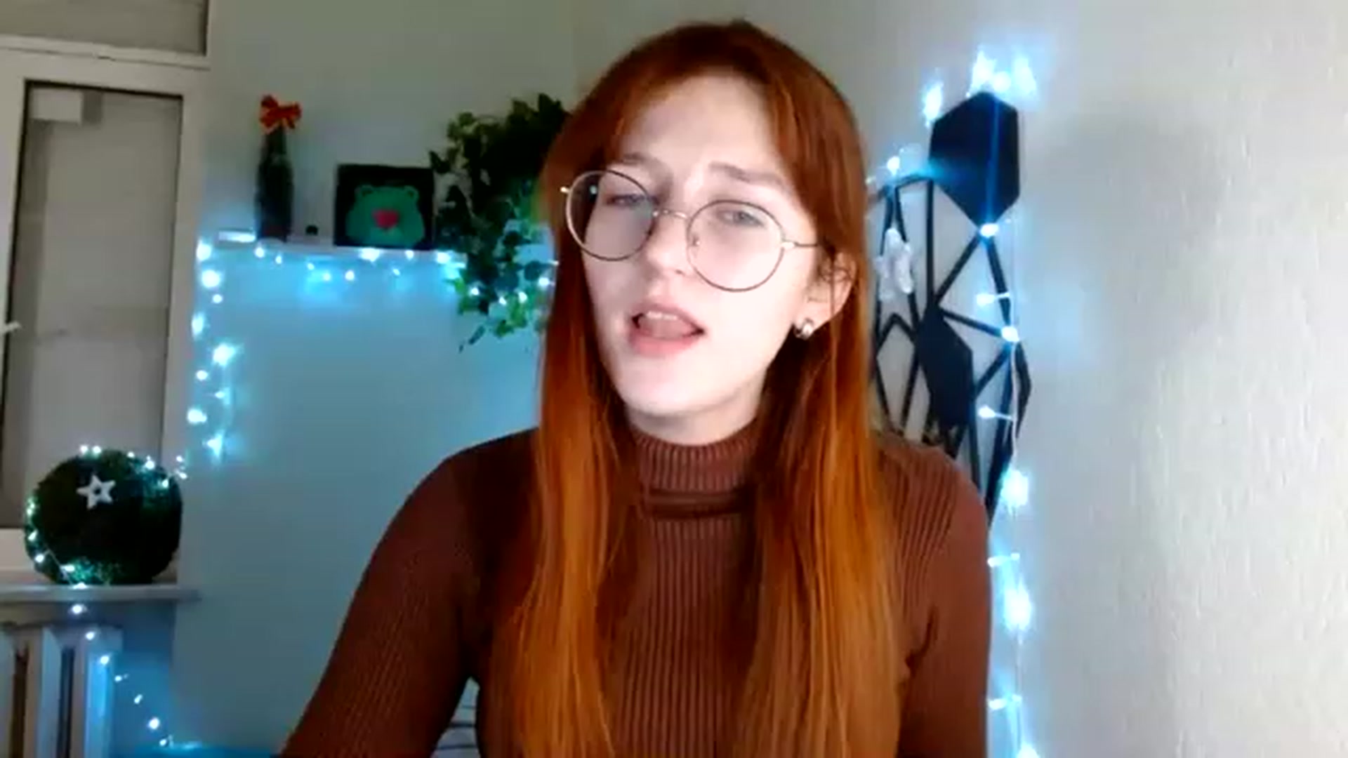 Gallery image thumbnail from Red_Hot_Fox's myfreecams stream on, 12/03/2022, 09:11 image 6 of 20