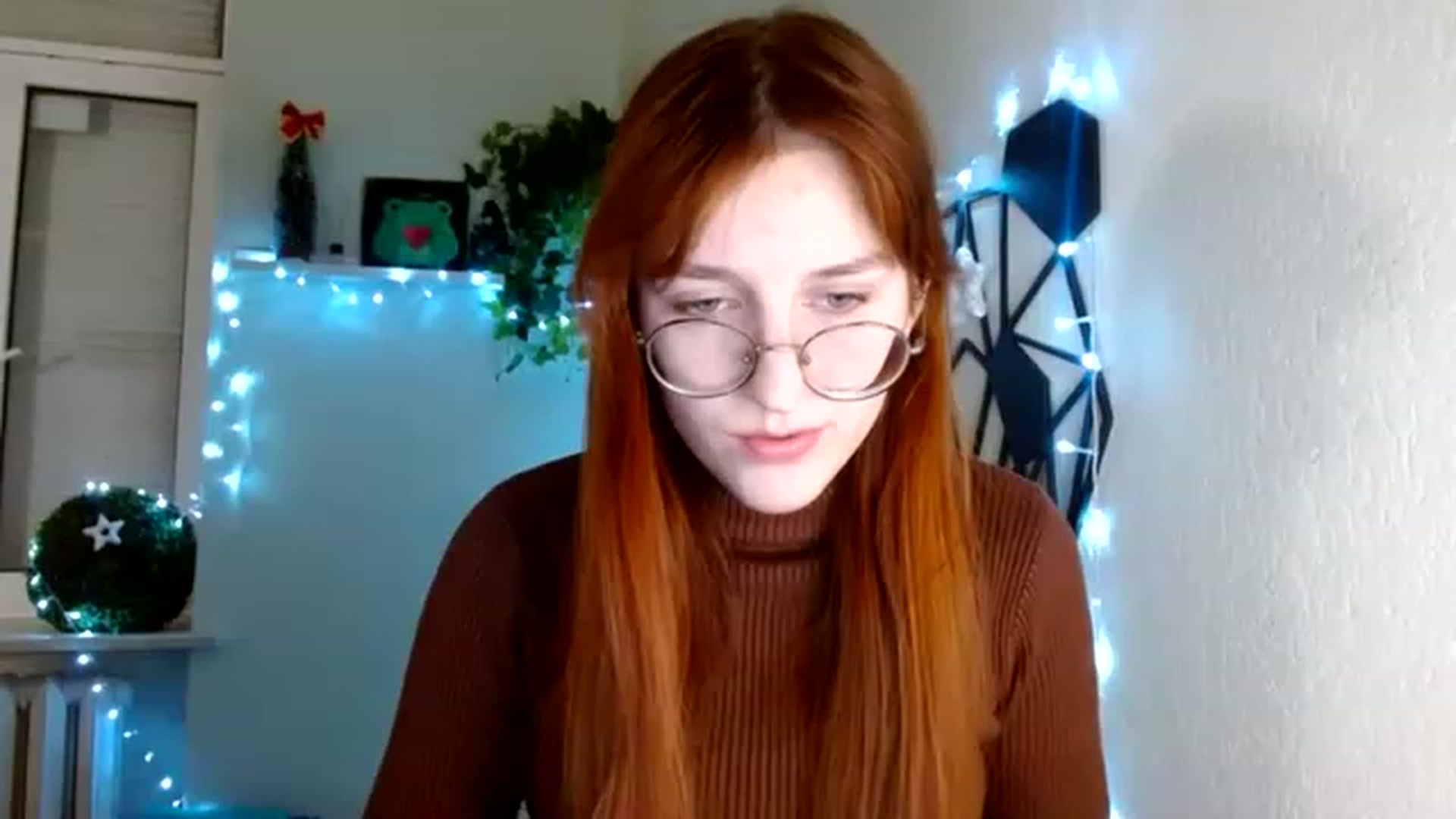 Gallery image thumbnail from Red_Hot_Fox's myfreecams stream on, 12/03/2022, 09:11 image 7 of 20