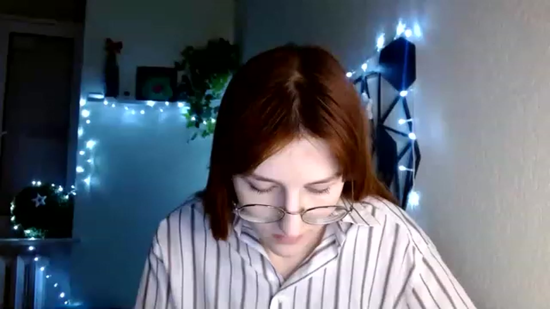Gallery image thumbnail from Red_Hot_Fox's myfreecams stream on, 12/03/2022, 13:20 image 19 of 20