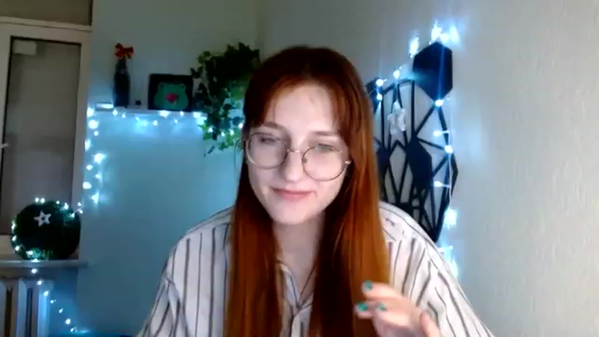 Gallery image thumbnail from Red_Hot_Fox's myfreecams stream on, 12/03/2022, 13:20 image 8 of 20