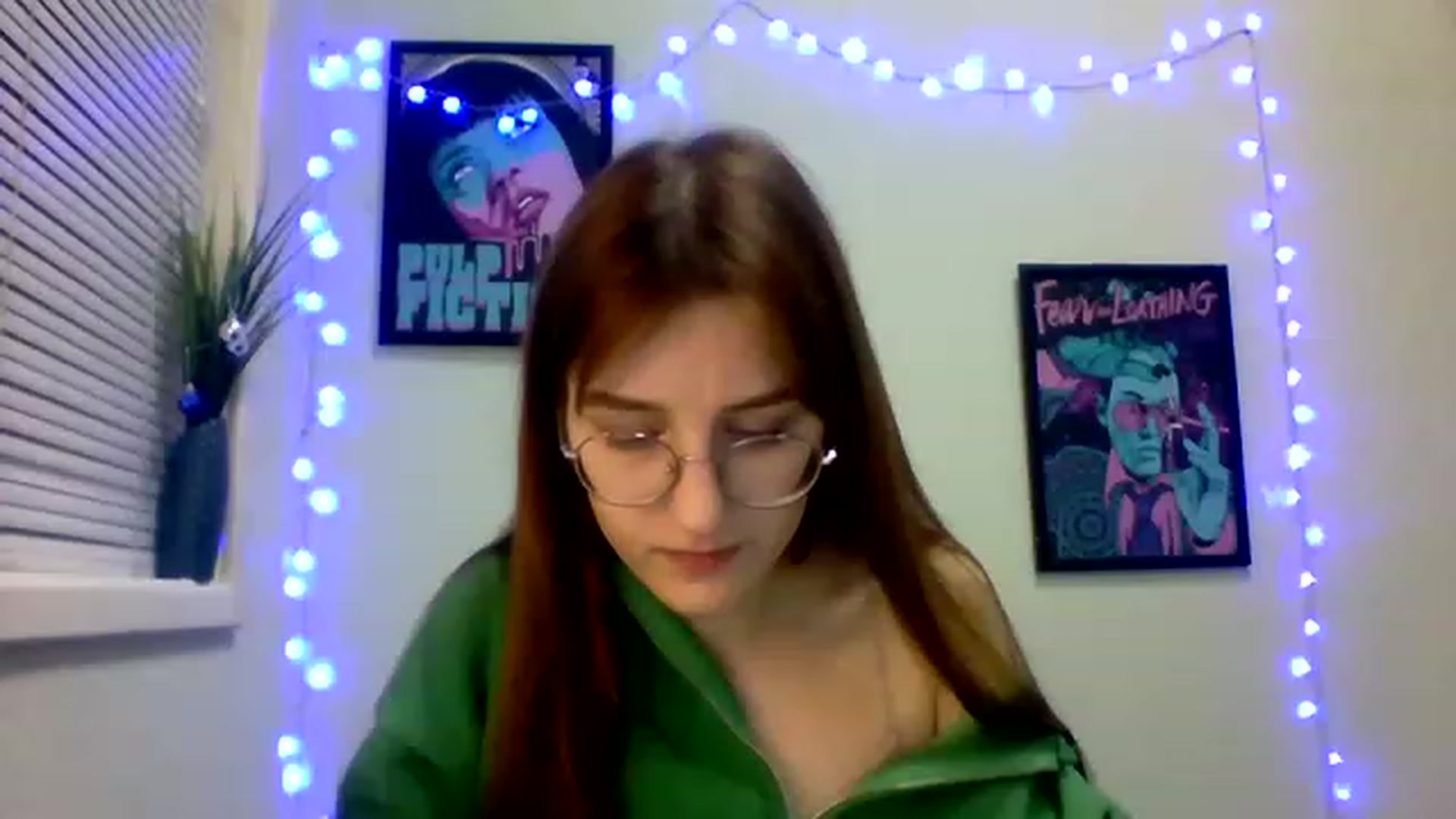 Gallery image thumbnail from Red_Hot_Fox's myfreecams stream on, 12/05/2022, 15:56 image 20 of 20