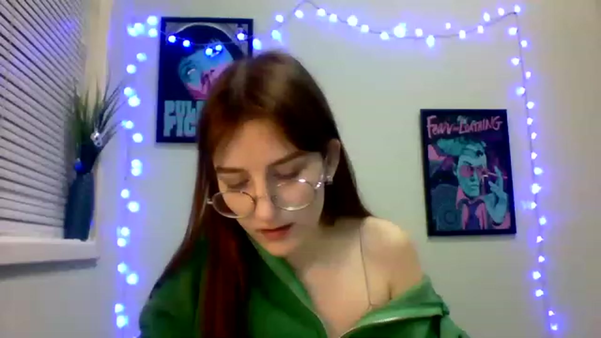 Gallery image thumbnail from Red_Hot_Fox's myfreecams stream on, 12/05/2022, 15:56 image 15 of 20