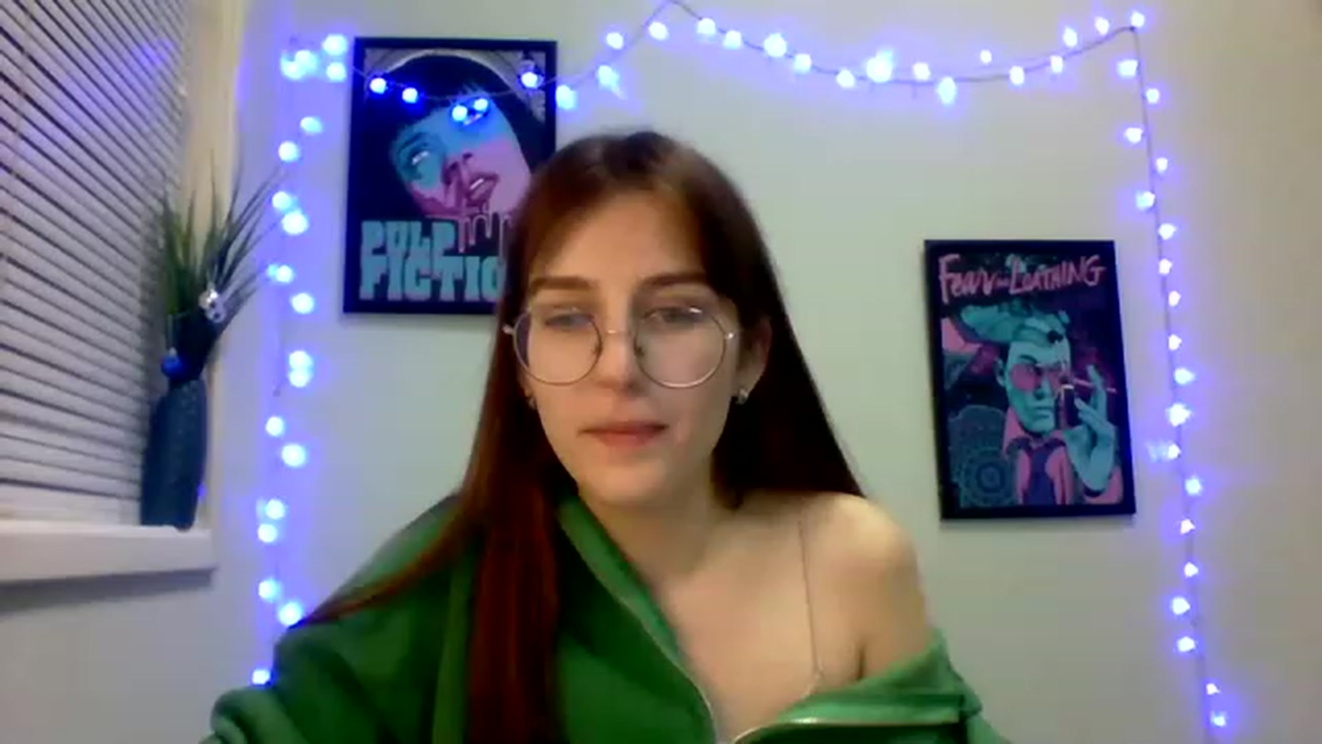 Gallery image thumbnail from Red_Hot_Fox's myfreecams stream on, 12/05/2022, 15:56 image 17 of 20