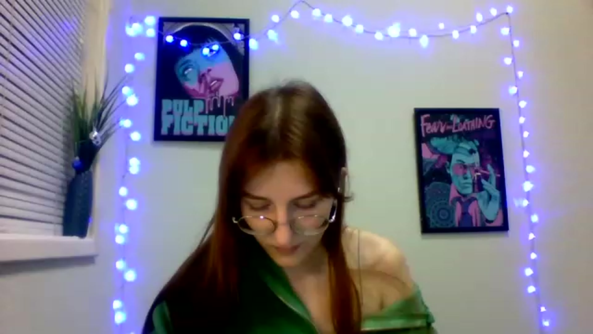 Gallery image thumbnail from Red_Hot_Fox's myfreecams stream on, 12/05/2022, 16:54 image 9 of 20