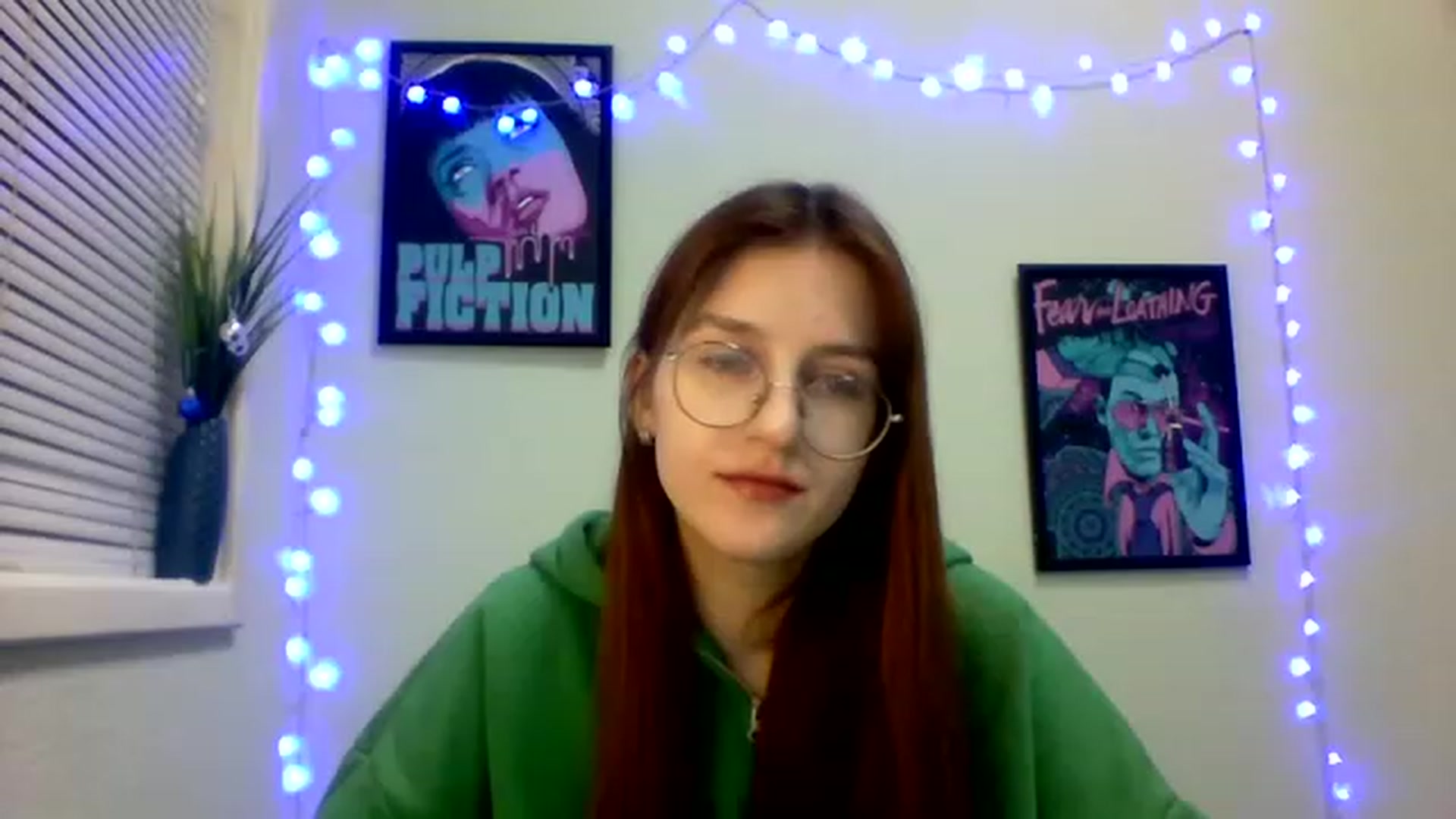 Gallery image thumbnail from Red_Hot_Fox's myfreecams stream on, 12/06/2022, 09:25 image 17 of 20