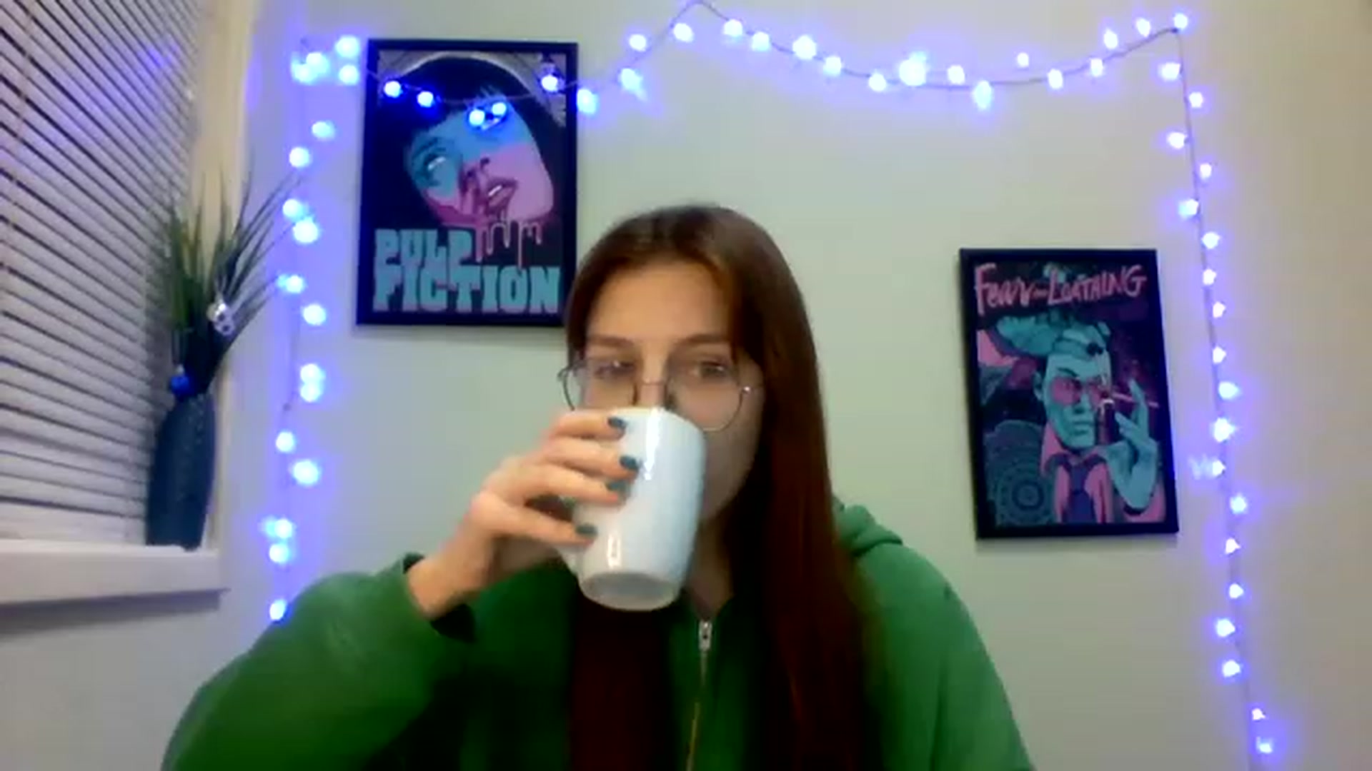 Gallery image thumbnail from Red_Hot_Fox's myfreecams stream on, 12/06/2022, 09:47 image 15 of 20