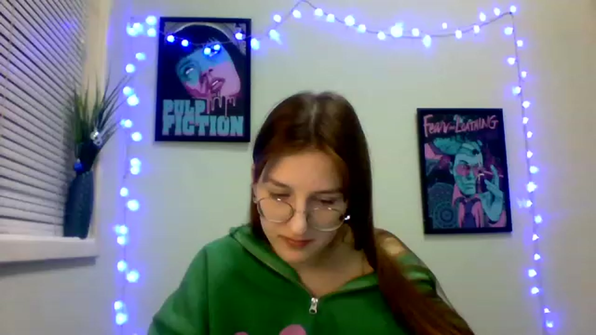Gallery image thumbnail from Red_Hot_Fox's myfreecams stream on, 12/06/2022, 10:30 image 6 of 20