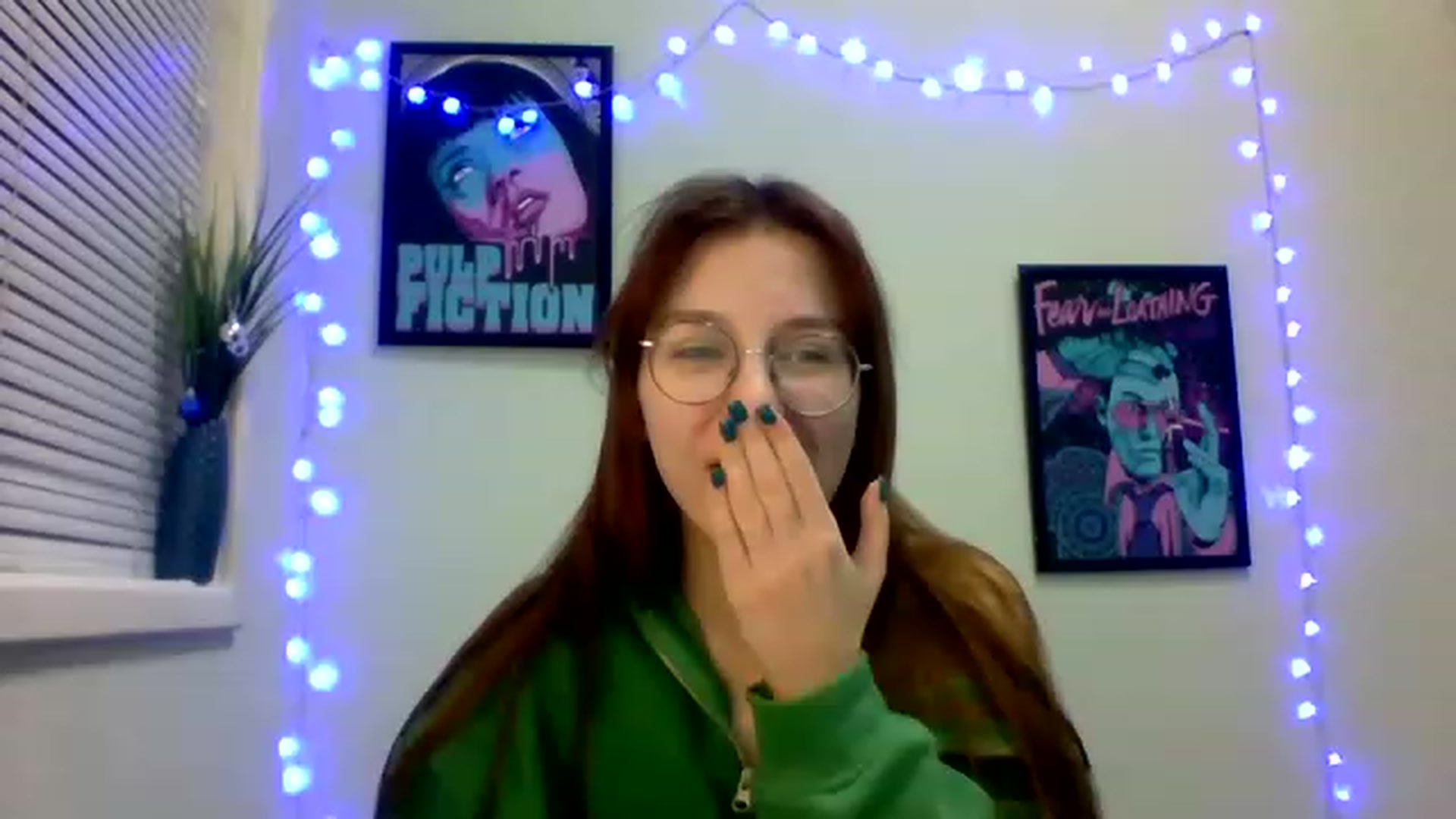 Gallery image thumbnail from Red_Hot_Fox's myfreecams stream on, 12/06/2022, 10:30 image 13 of 20