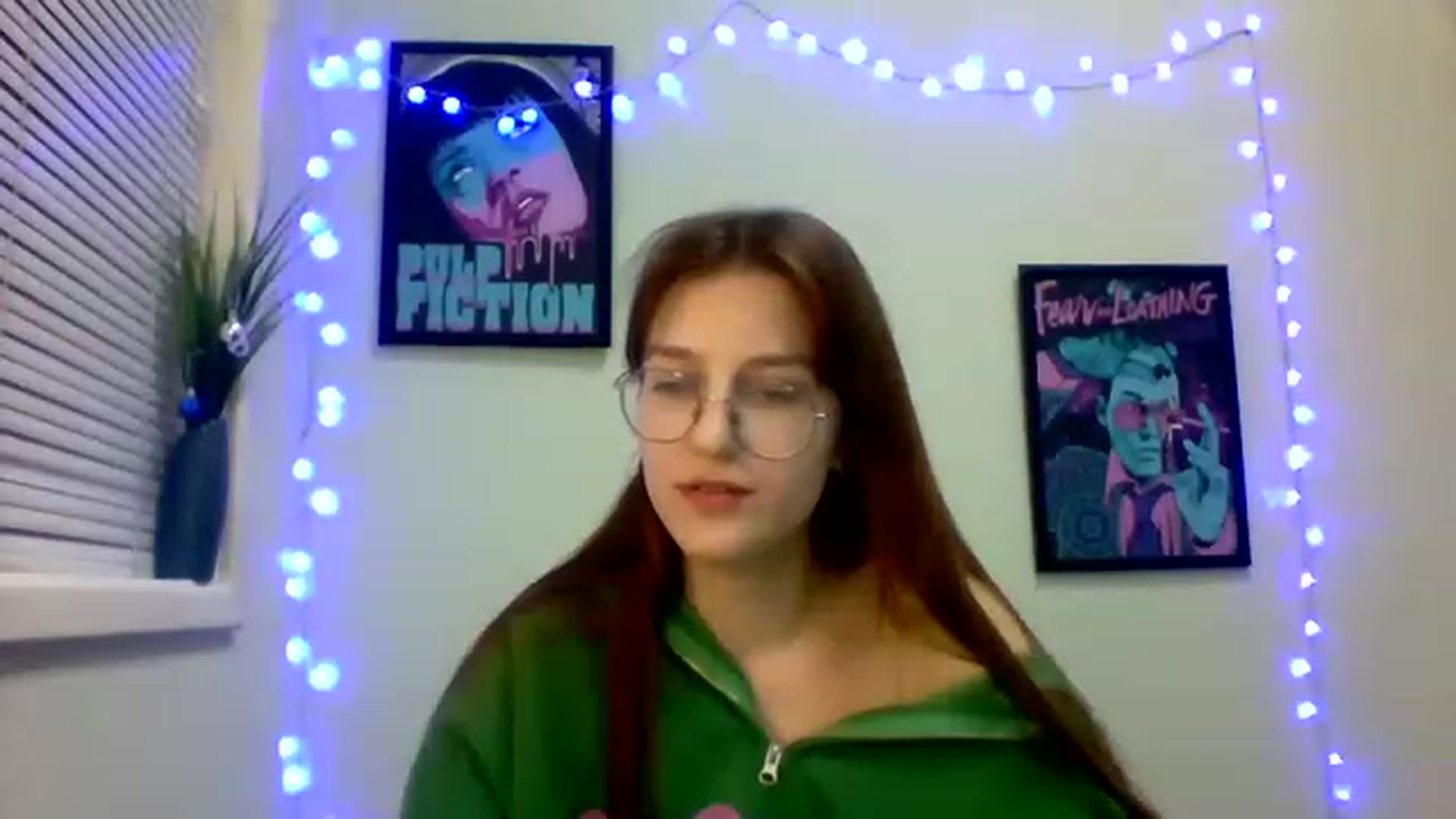 Gallery image thumbnail from Red_Hot_Fox's myfreecams stream on, 12/06/2022, 10:30 image 17 of 20