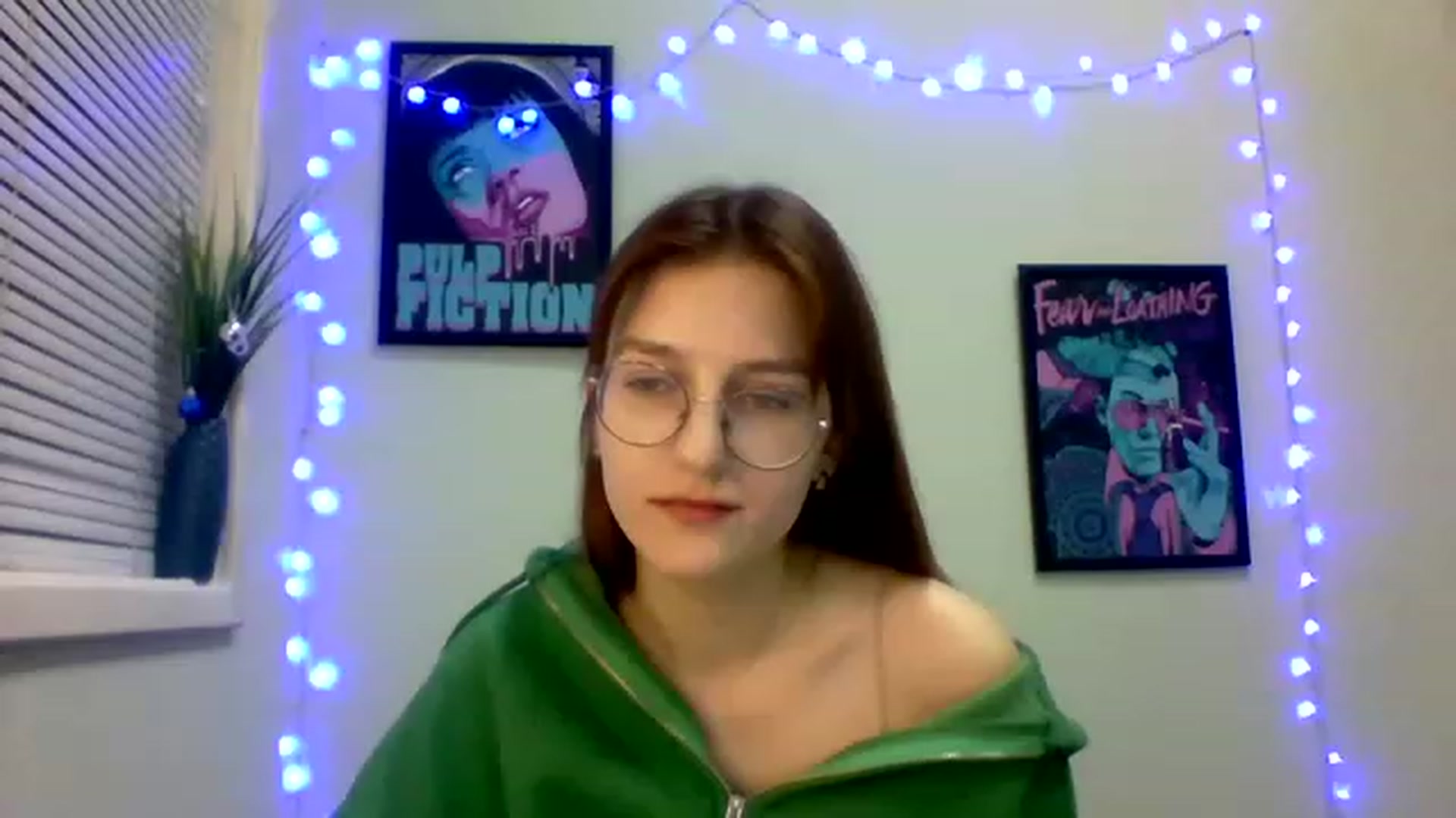 Gallery image thumbnail from Red_Hot_Fox's myfreecams stream on, 12/06/2022, 10:30 image 2 of 20