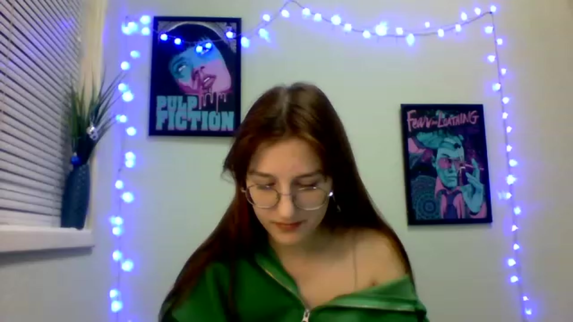 Gallery image thumbnail from Red_Hot_Fox's myfreecams stream on, 12/06/2022, 10:30 image 12 of 20