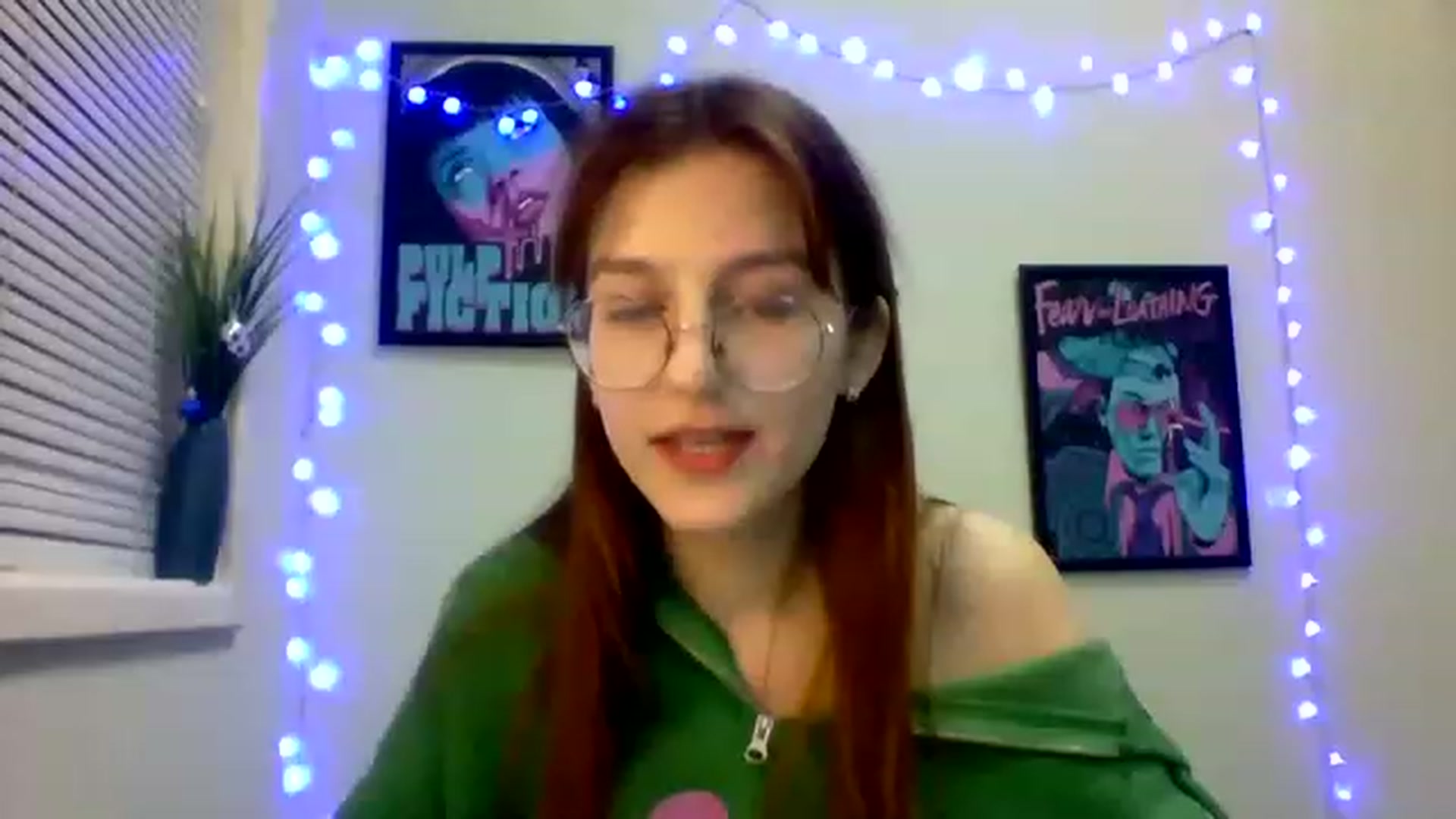Gallery image thumbnail from Red_Hot_Fox's myfreecams stream on, 12/06/2022, 10:43 image 7 of 20