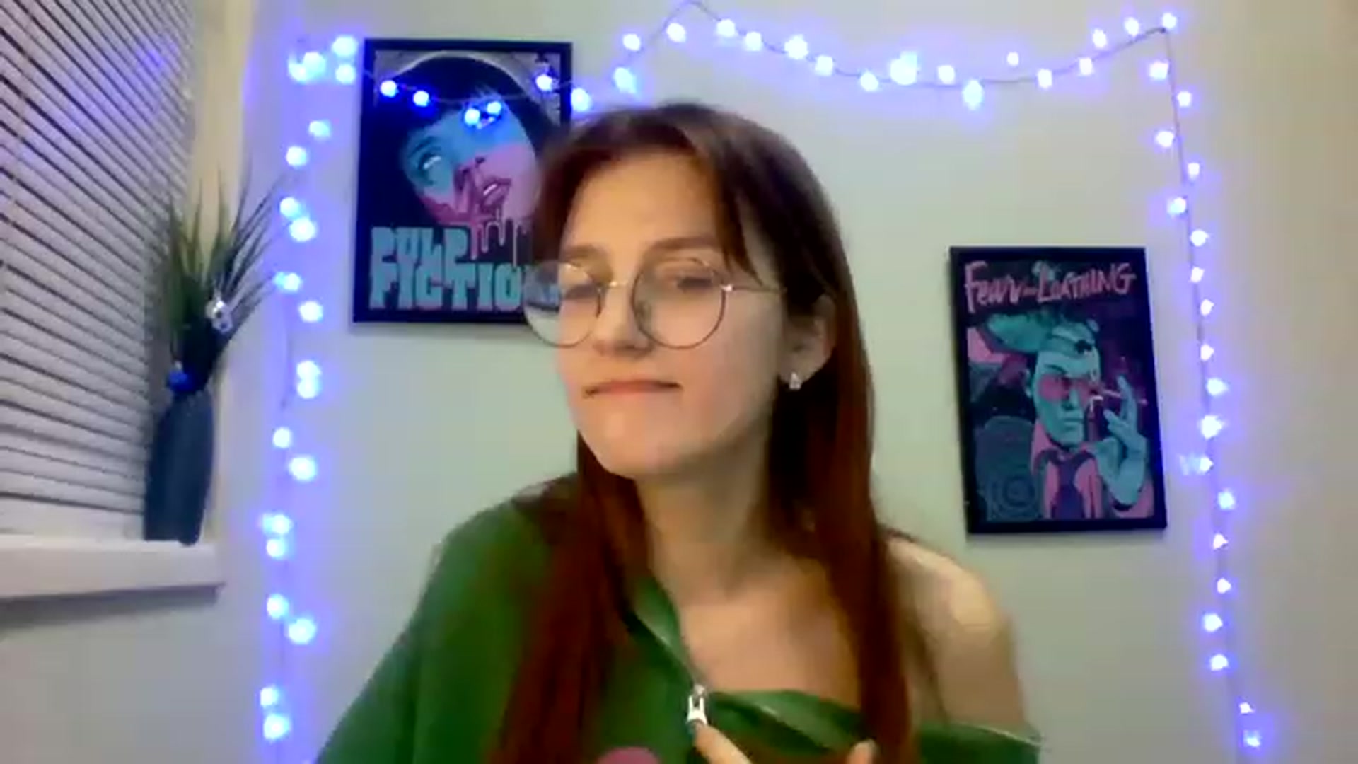 Gallery image thumbnail from Red_Hot_Fox's myfreecams stream on, 12/06/2022, 10:43 image 13 of 20