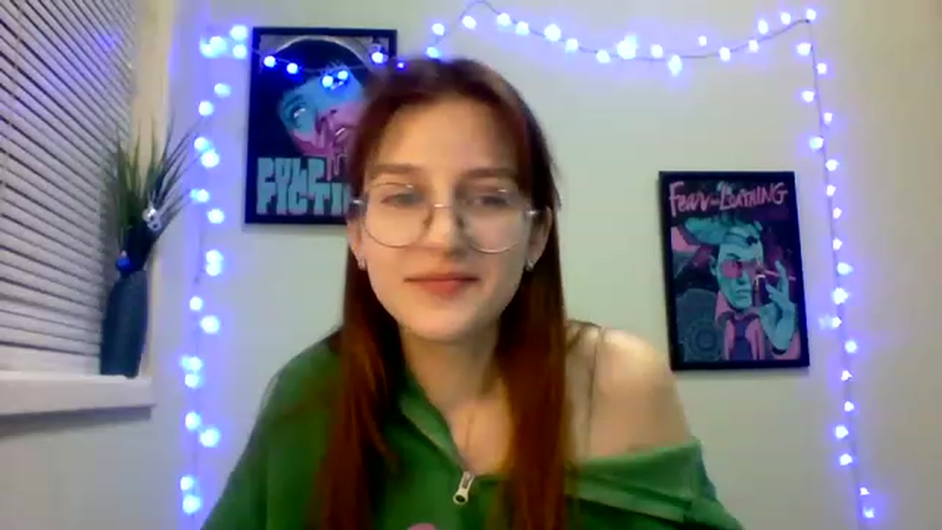 Gallery image thumbnail from Red_Hot_Fox's myfreecams stream on, 12/06/2022, 10:43 image 9 of 20