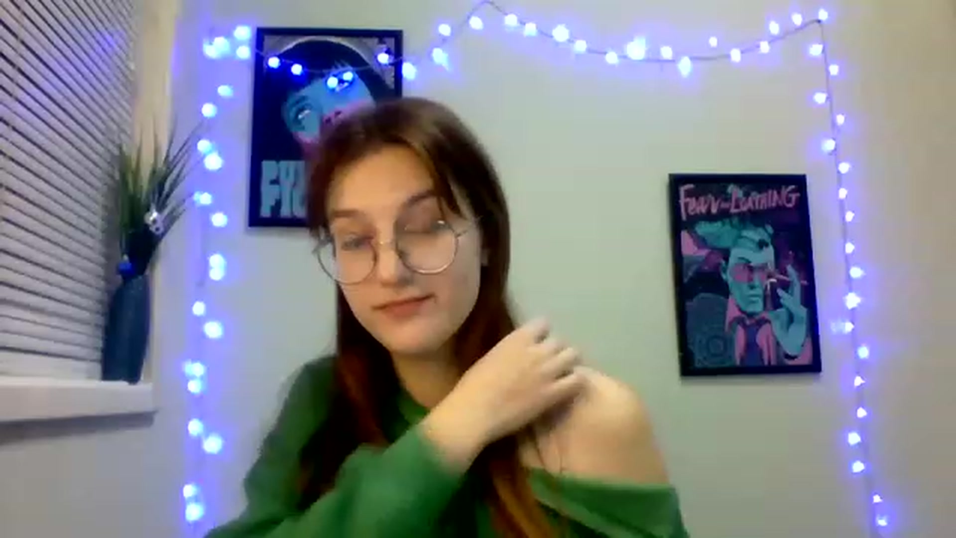 Gallery image thumbnail from Red_Hot_Fox's myfreecams stream on, 12/06/2022, 10:43 image 14 of 20