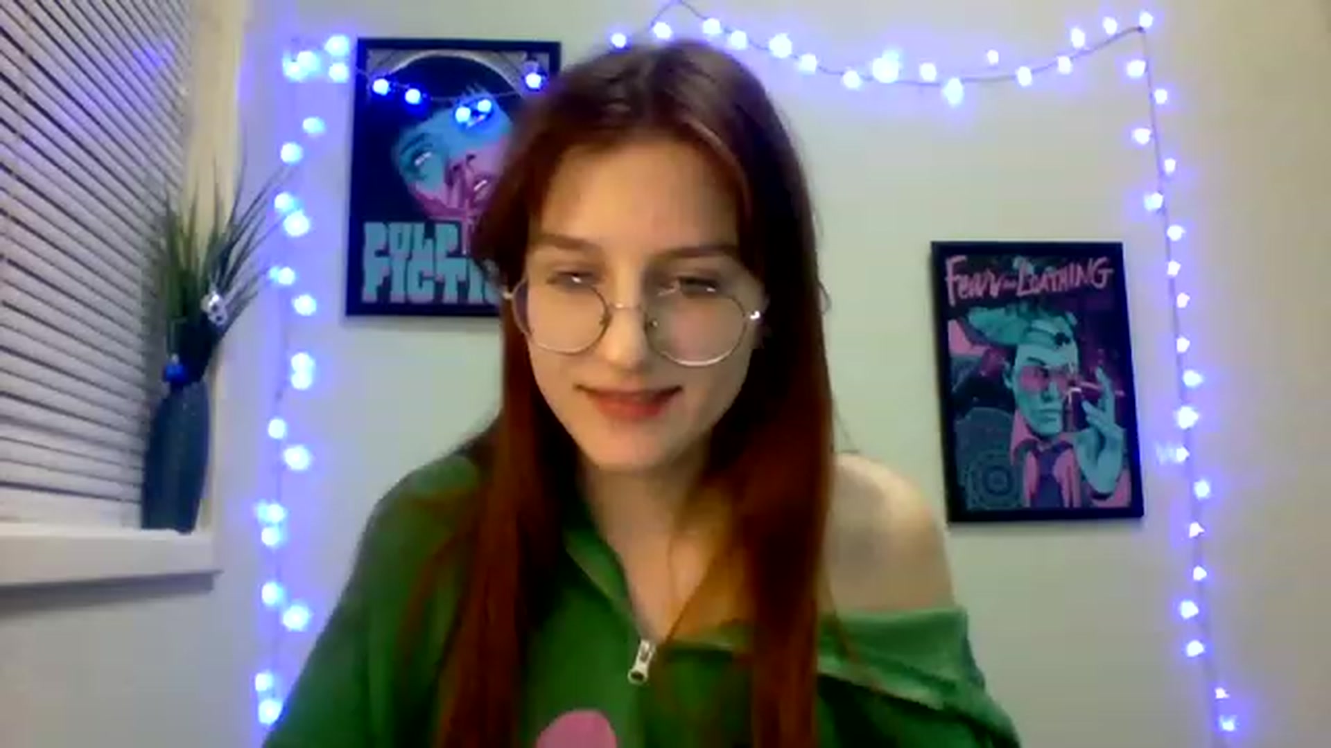Gallery image thumbnail from Red_Hot_Fox's myfreecams stream on, 12/06/2022, 10:43 image 2 of 20