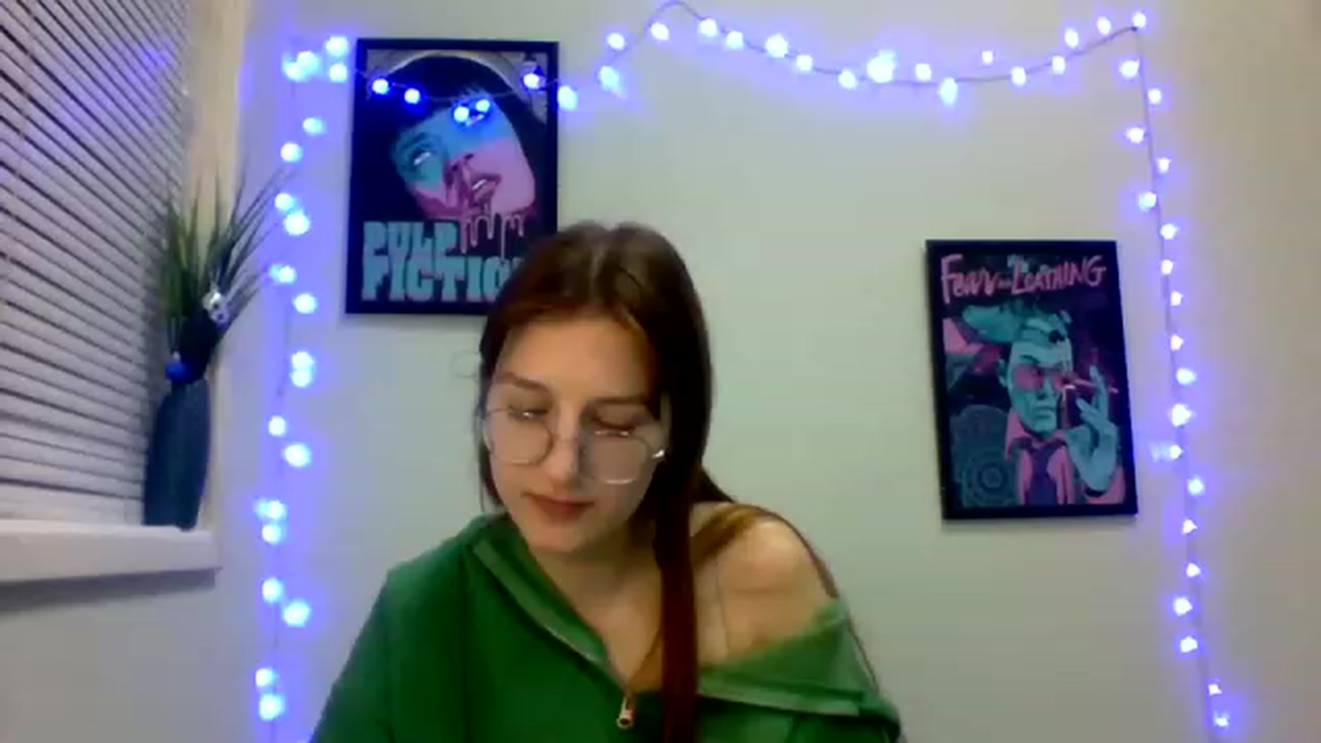 Gallery image thumbnail from Red_Hot_Fox's myfreecams stream on, 12/06/2022, 12:36 image 13 of 20