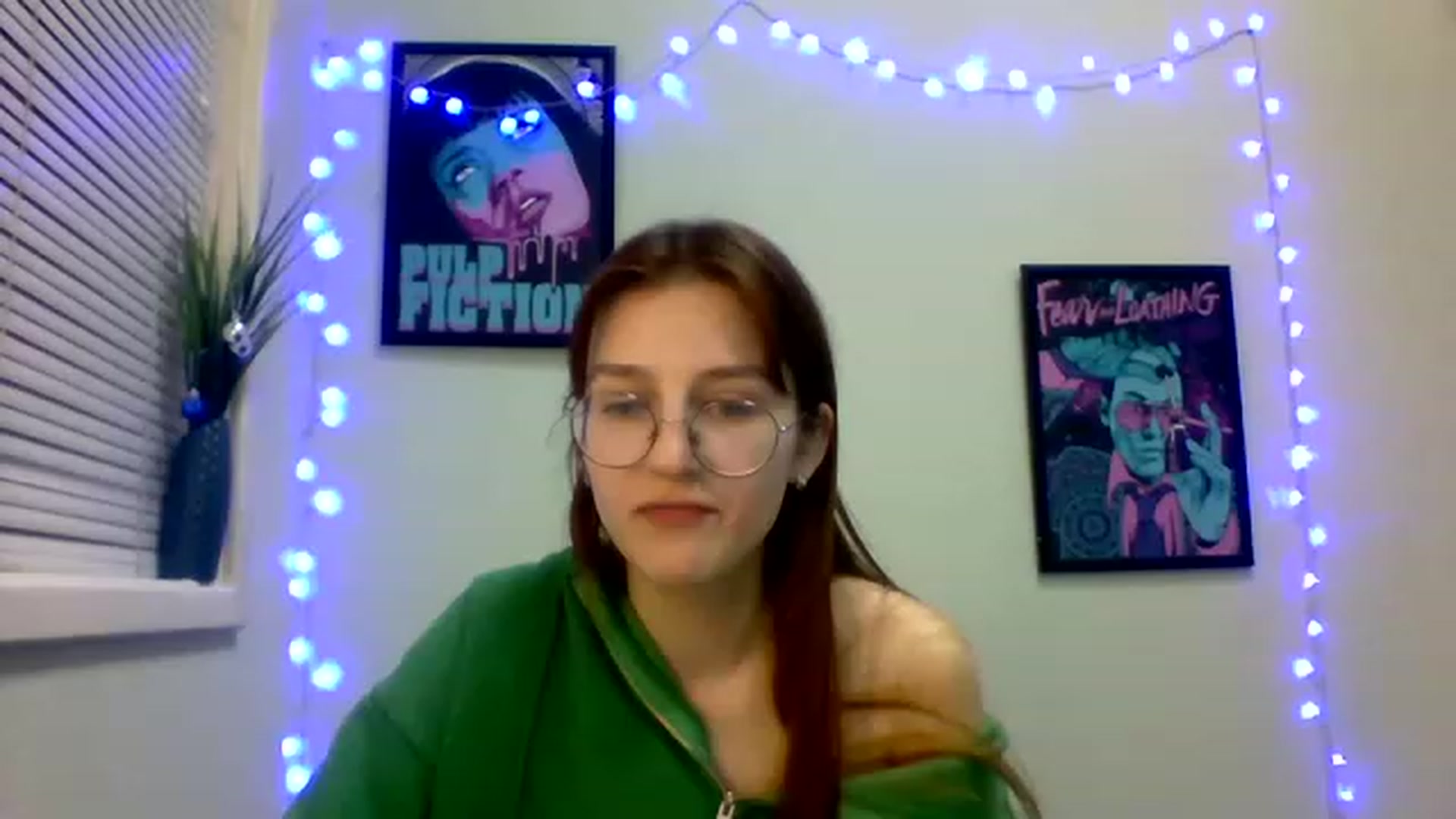 Gallery image thumbnail from Red_Hot_Fox's myfreecams stream on, 12/06/2022, 12:56 image 1 of 20