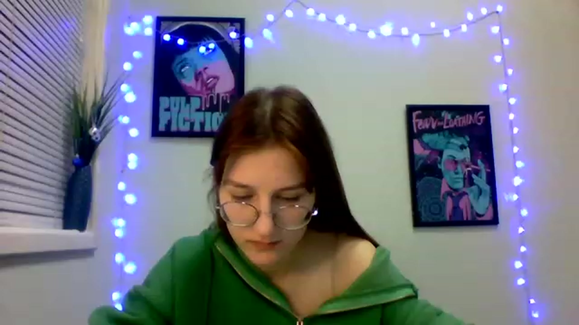 Gallery image thumbnail from Red_Hot_Fox's myfreecams stream on, 12/06/2022, 12:56 image 14 of 20
