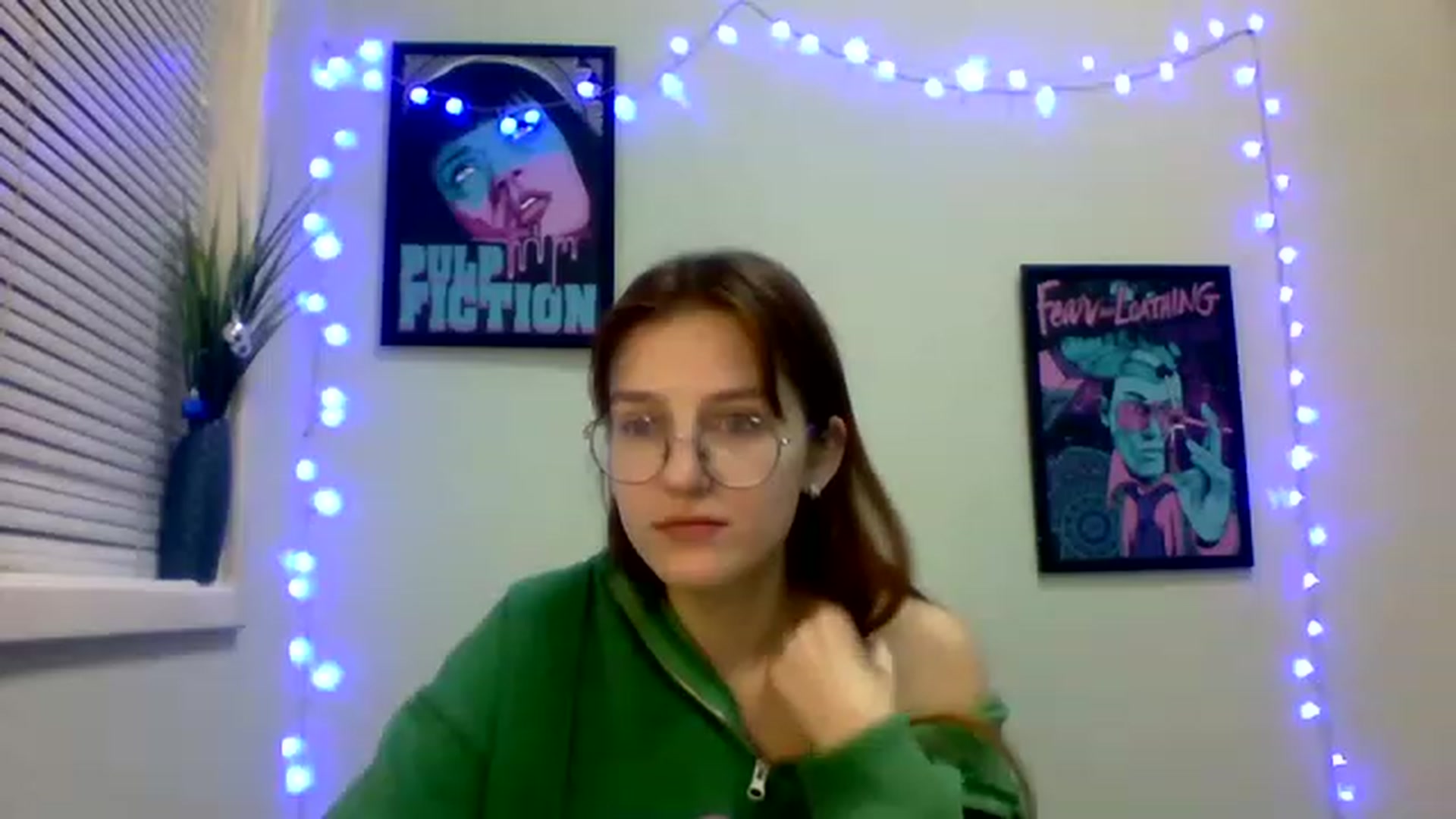 Gallery image thumbnail from Red_Hot_Fox's myfreecams stream on, 12/06/2022, 12:56 image 5 of 20