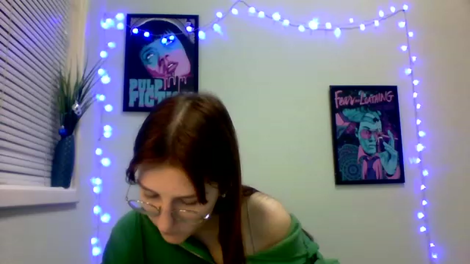 Gallery image thumbnail from Red_Hot_Fox's myfreecams stream on, 12/06/2022, 12:56 image 9 of 20