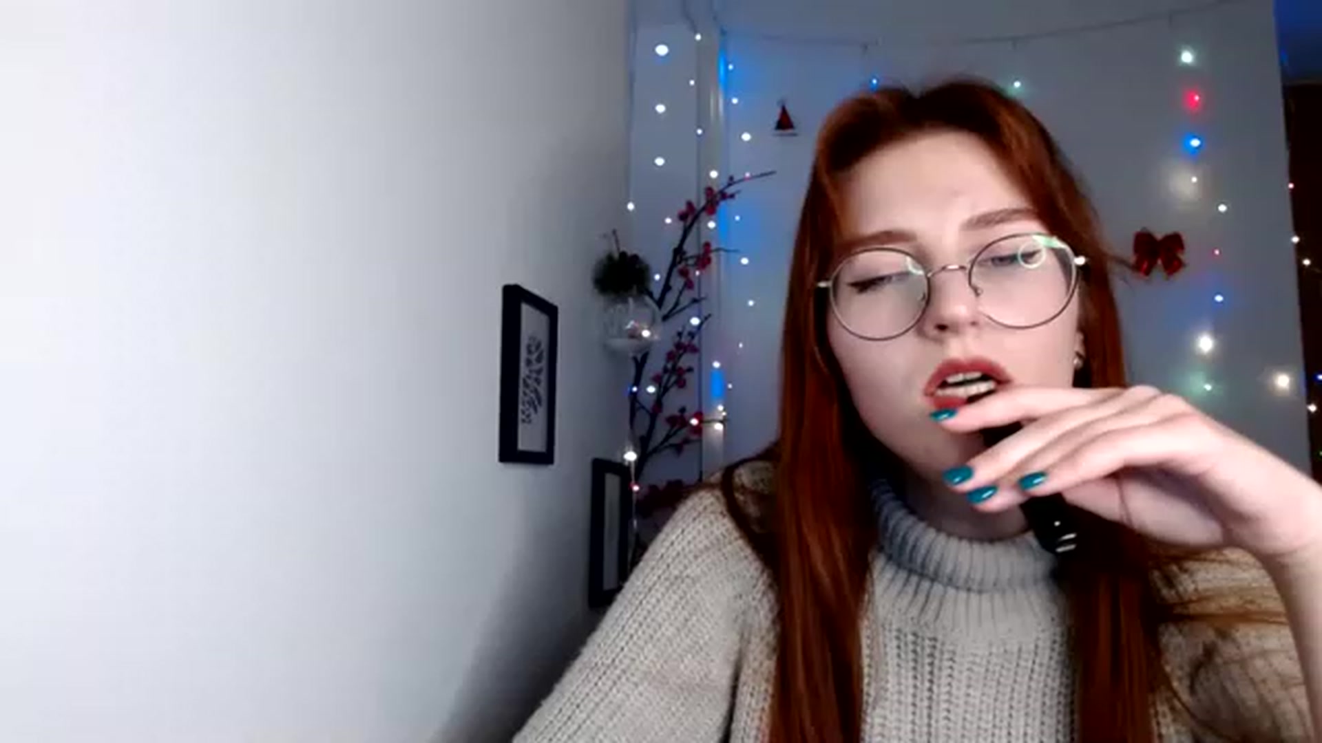 Gallery image thumbnail from Red_Hot_Fox's myfreecams stream on, 12/07/2022, 16:26 image 19 of 20