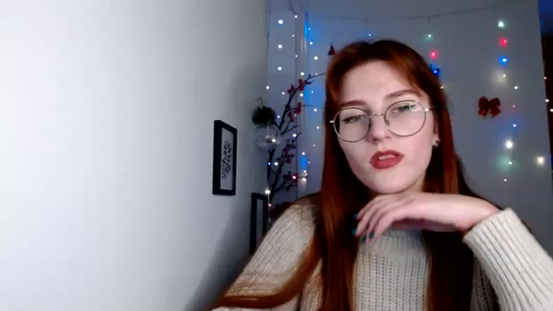 Gallery image thumbnail from Red_Hot_Fox's myfreecams stream on, 12/07/2022, 16:26 image 2 of 20