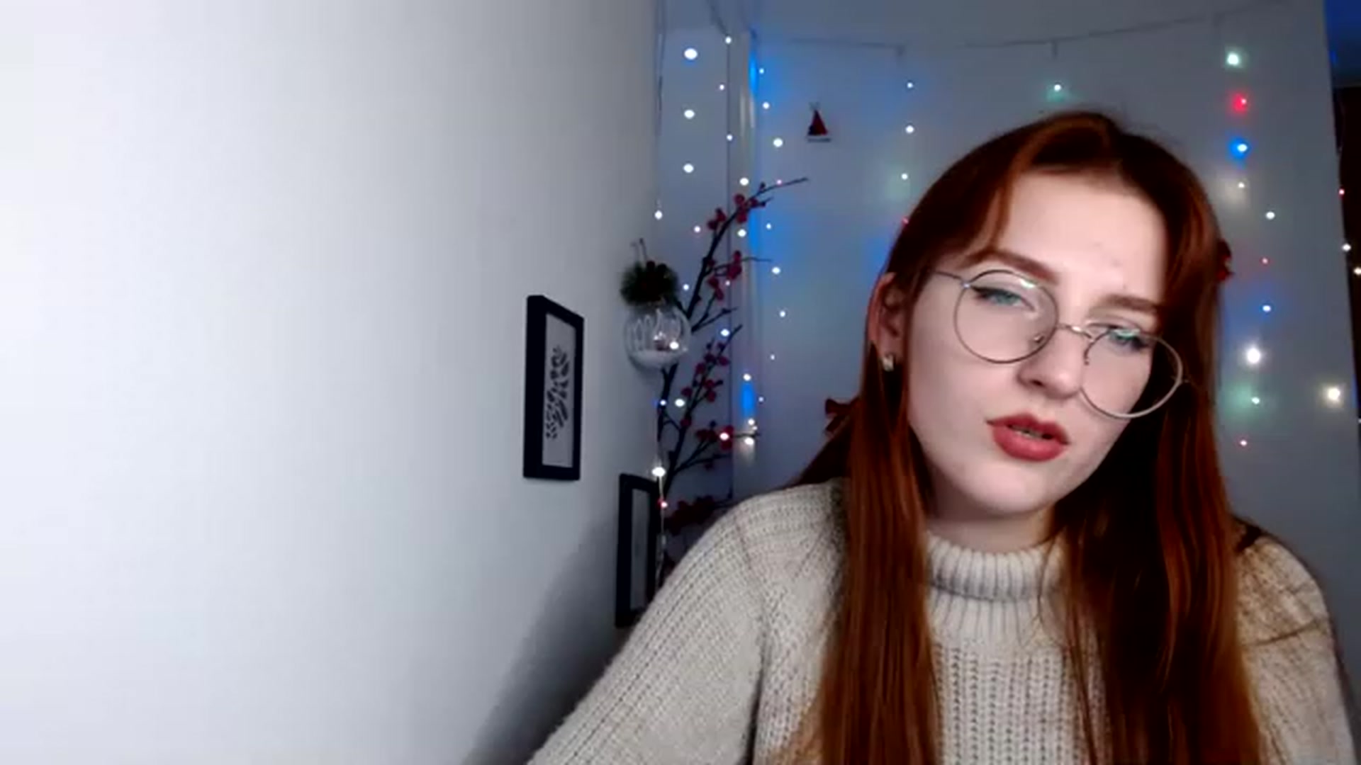 Gallery image thumbnail from Red_Hot_Fox's myfreecams stream on, 12/07/2022, 16:26 image 11 of 20