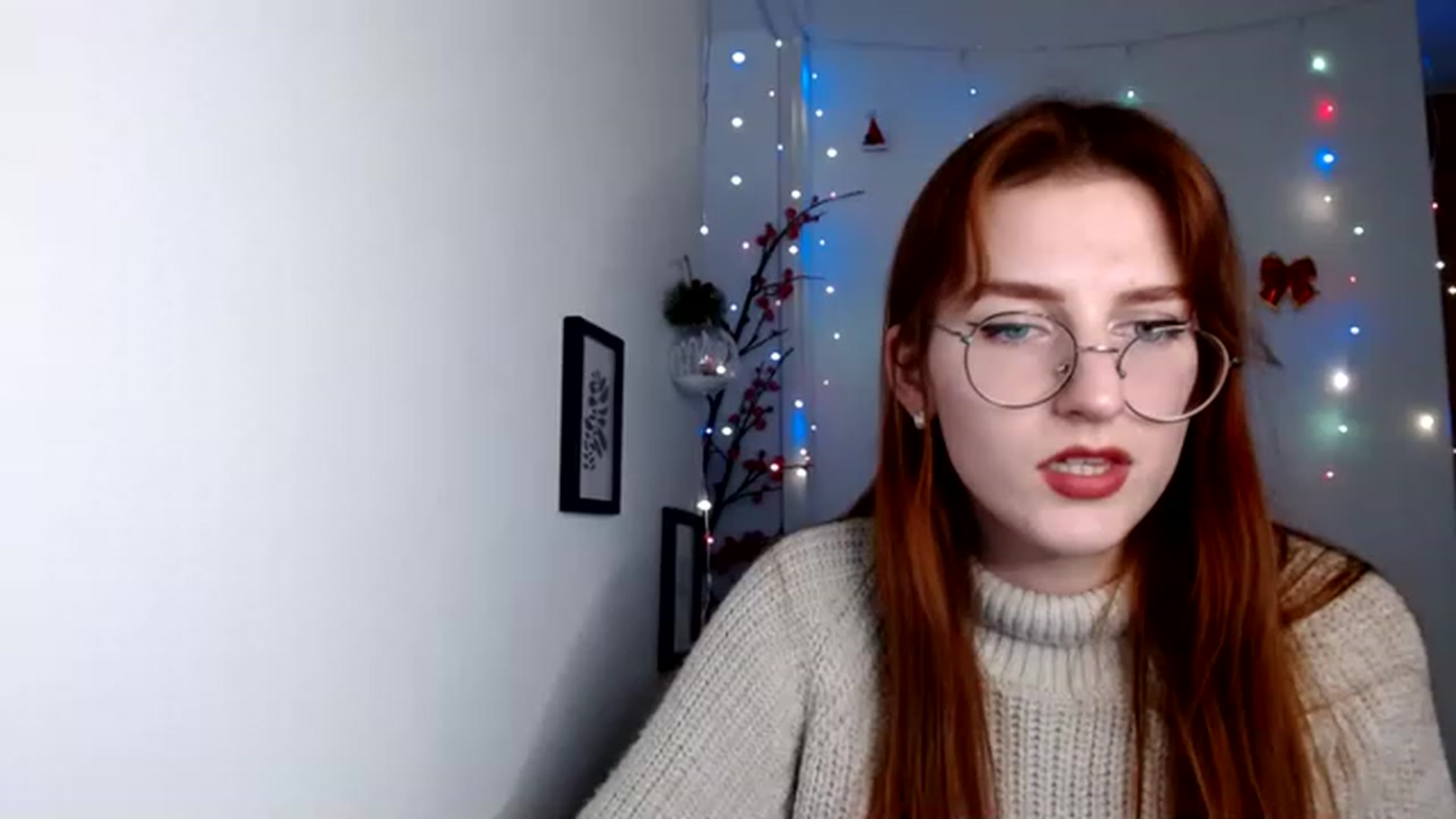Gallery image thumbnail from Red_Hot_Fox's myfreecams stream on, 12/07/2022, 16:26 image 13 of 20