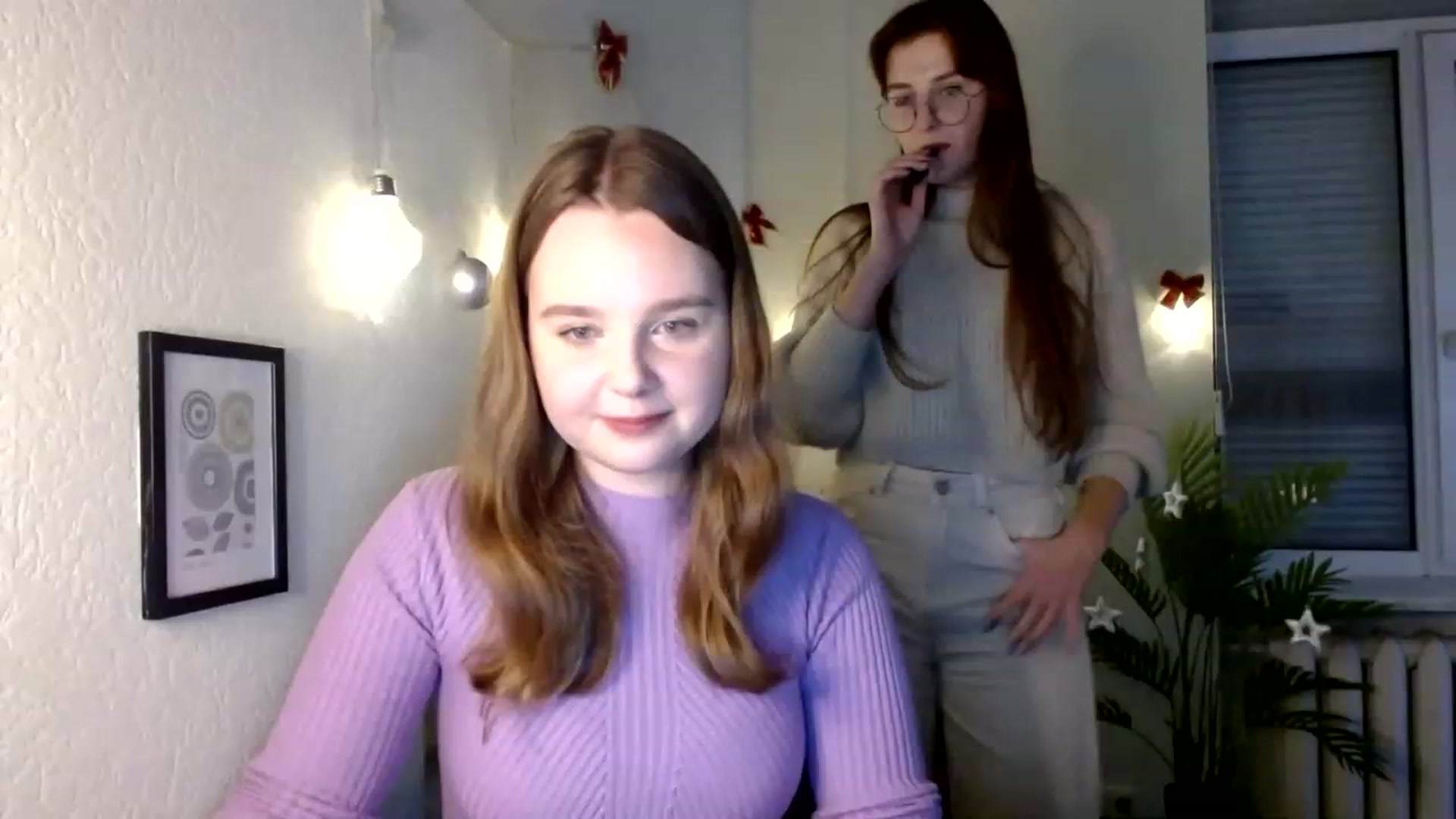 Gallery image thumbnail from Red_Hot_Fox's myfreecams stream on, 12/08/2022, 15:59 image 5 of 20