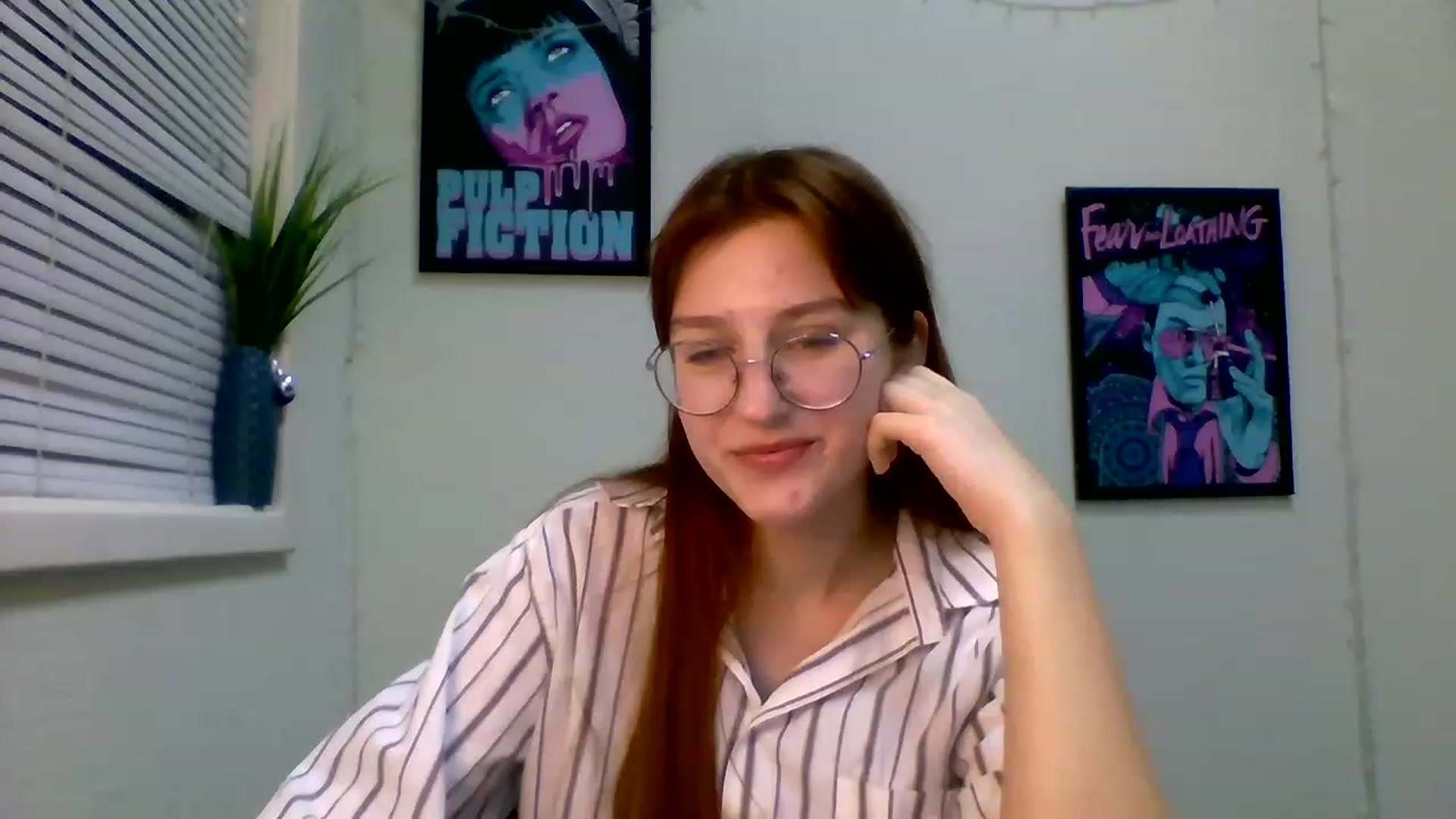 Gallery image thumbnail from Red_Hot_Fox's myfreecams stream on, 12/12/2022, 16:49 image 6 of 20