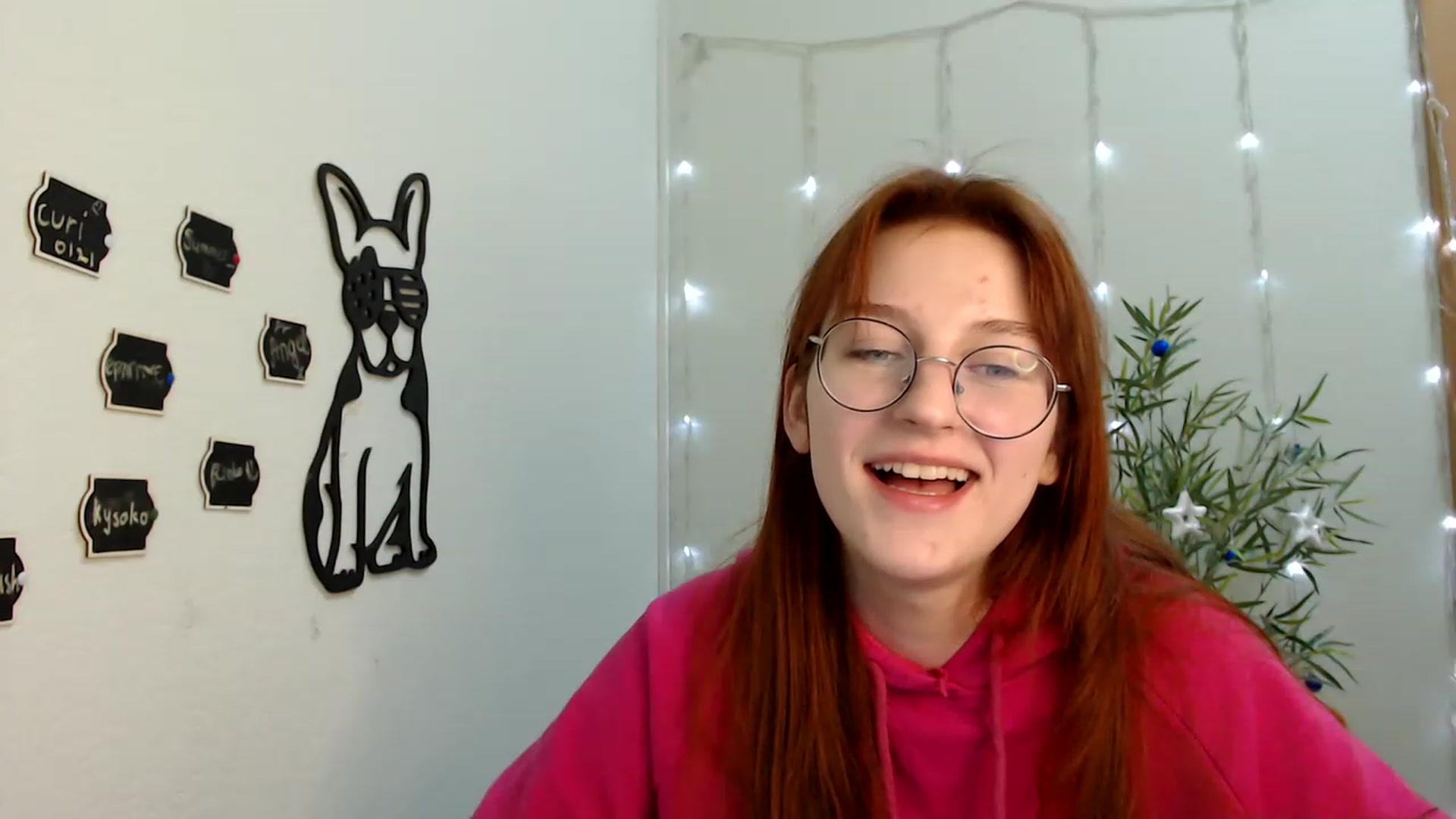Gallery image thumbnail from Red_Hot_Fox's myfreecams stream on, 12/15/2022, 10:26 image 7 of 20