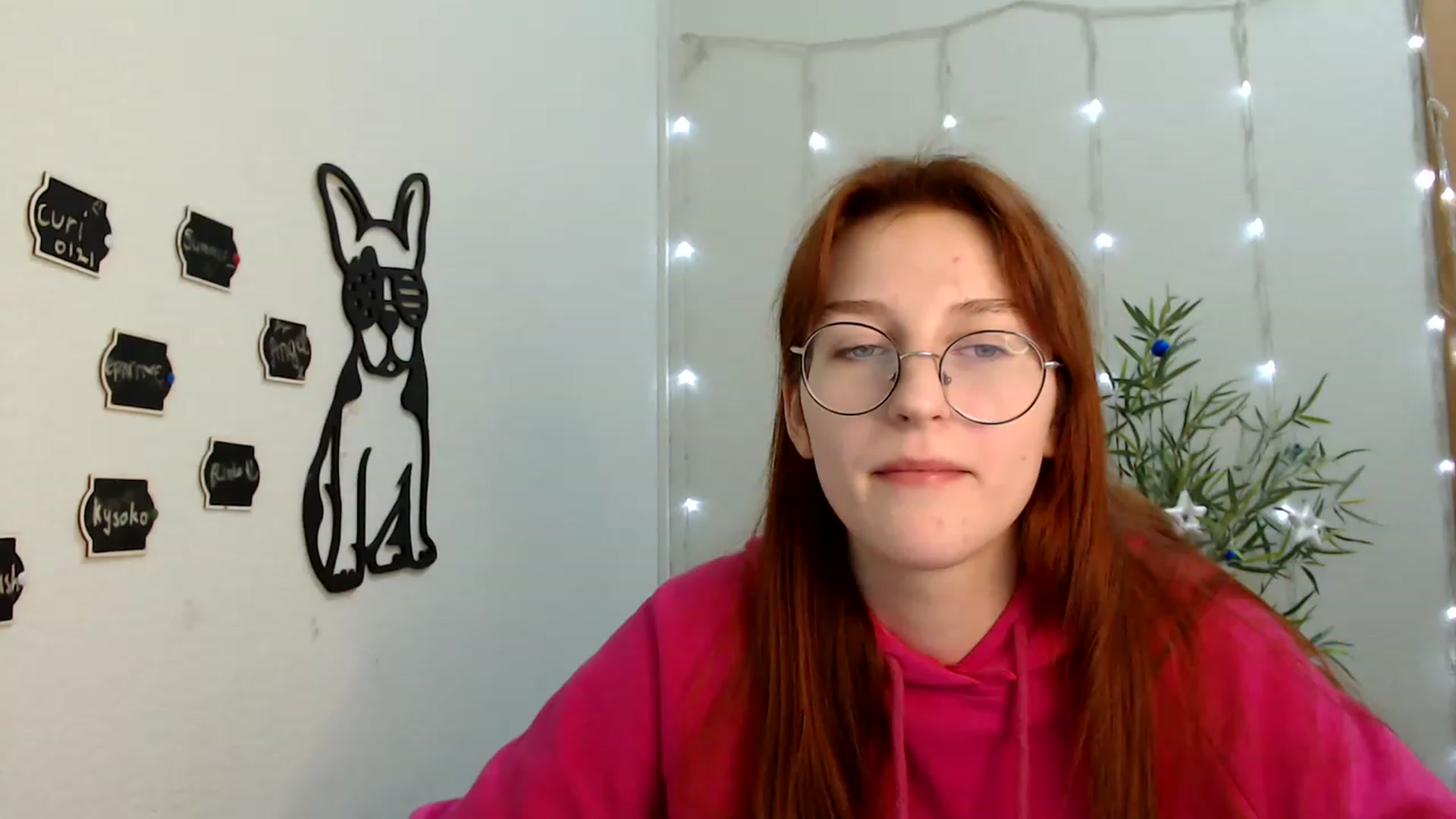 Gallery image thumbnail from Red_Hot_Fox's myfreecams stream on, 12/15/2022, 10:26 image 9 of 20